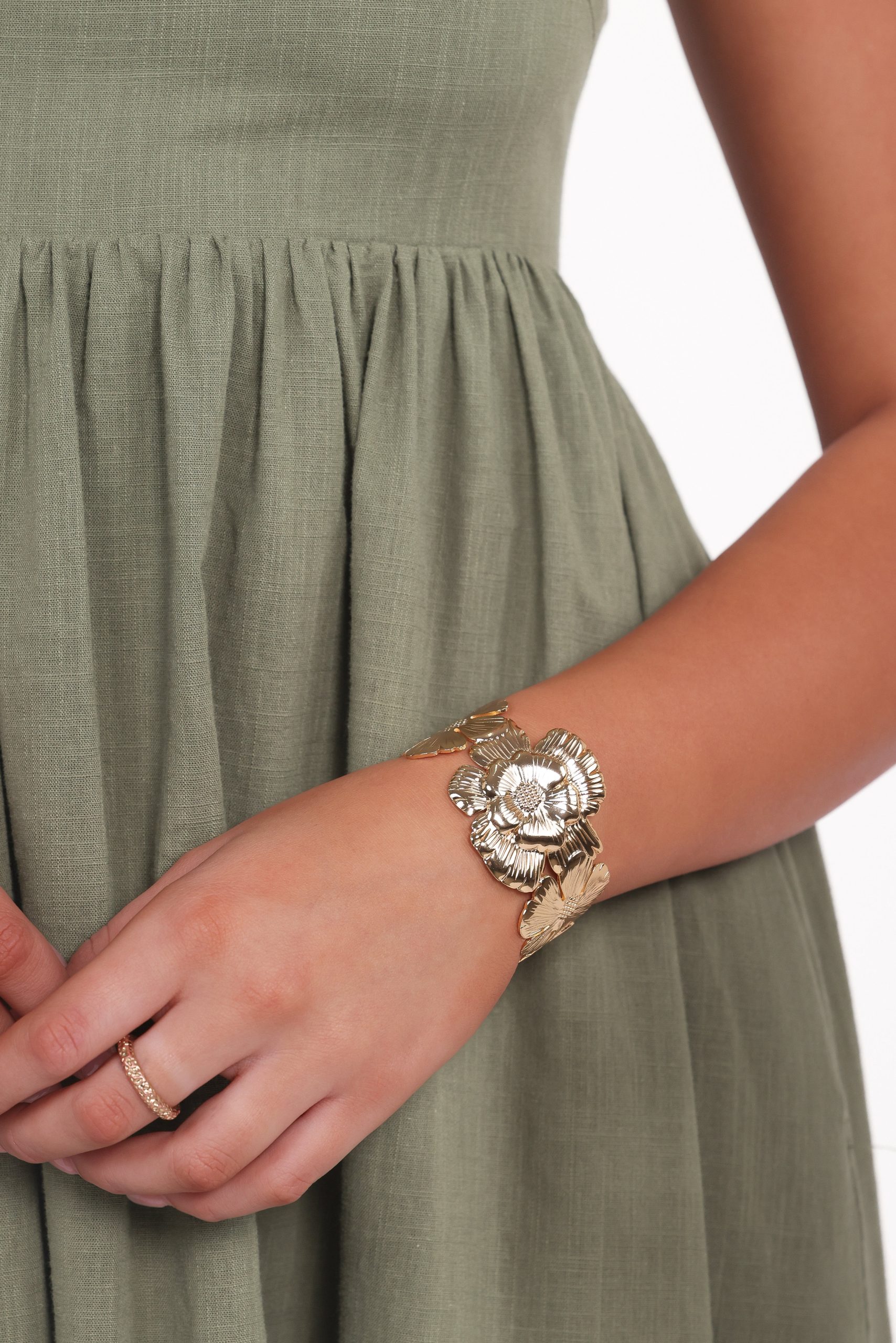 Bloom Cuff Bracelet - Gold - Image 5