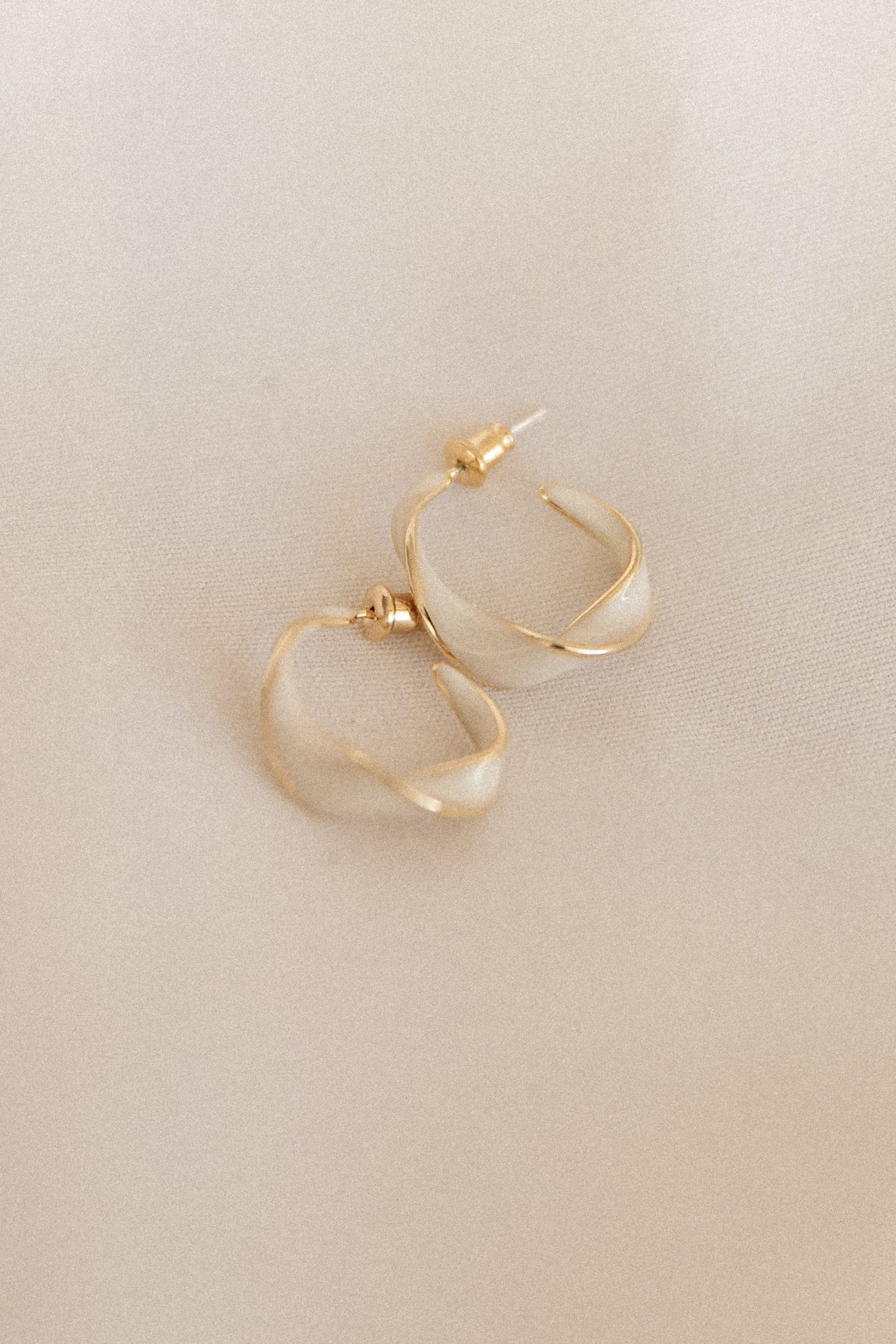 Clementine Earrings - White - Image 3