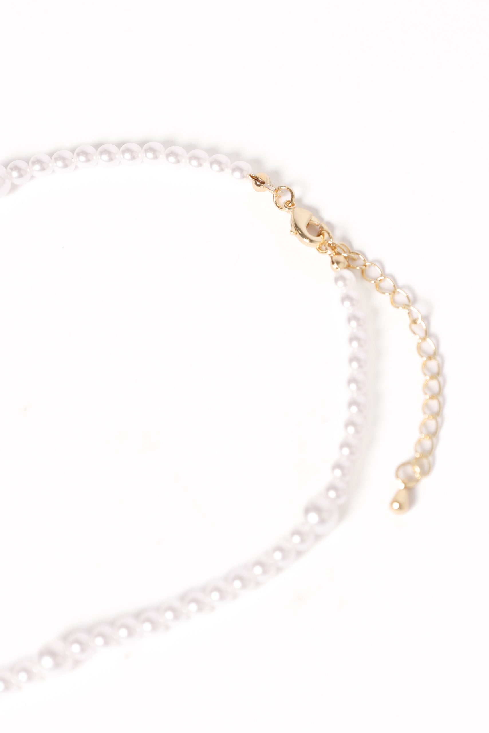Dahlia Necklace - Pearl - Image 4