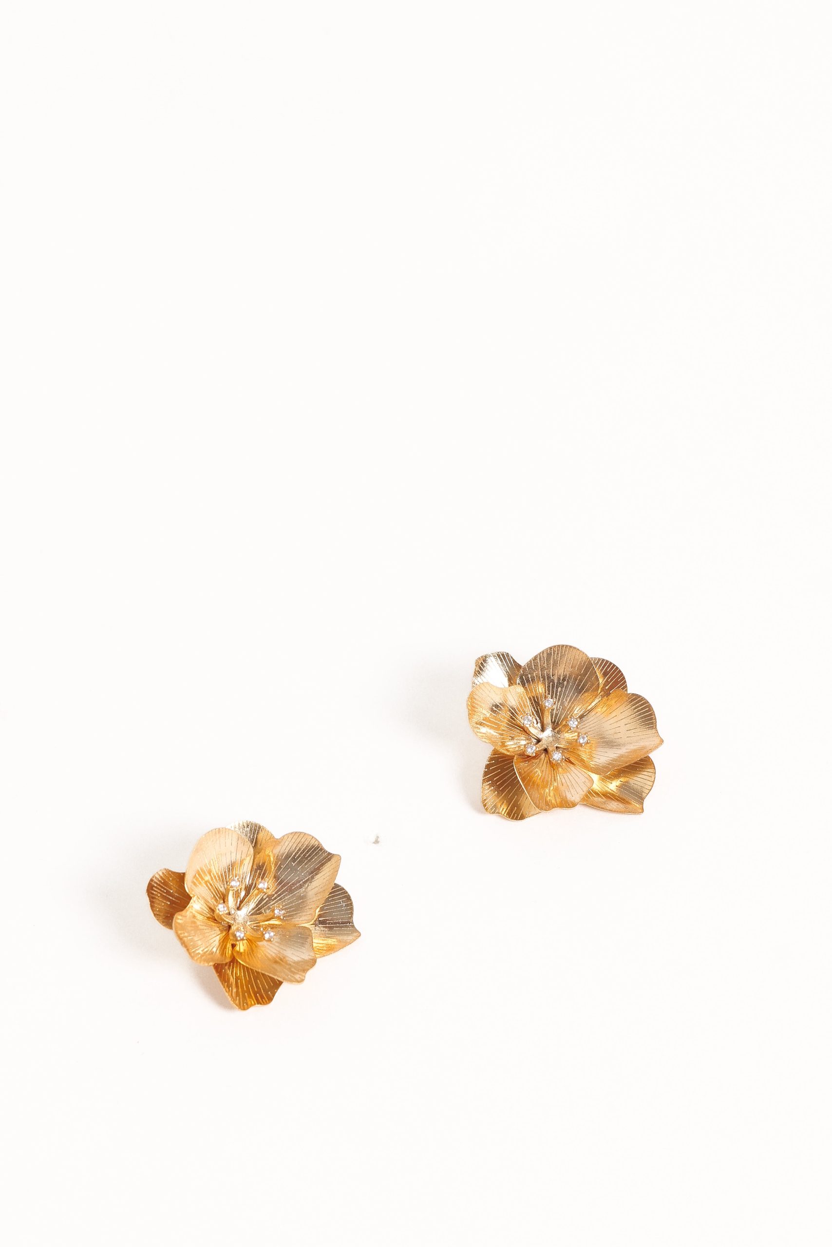 Isobel Flower Earrings - Gold - Image 3