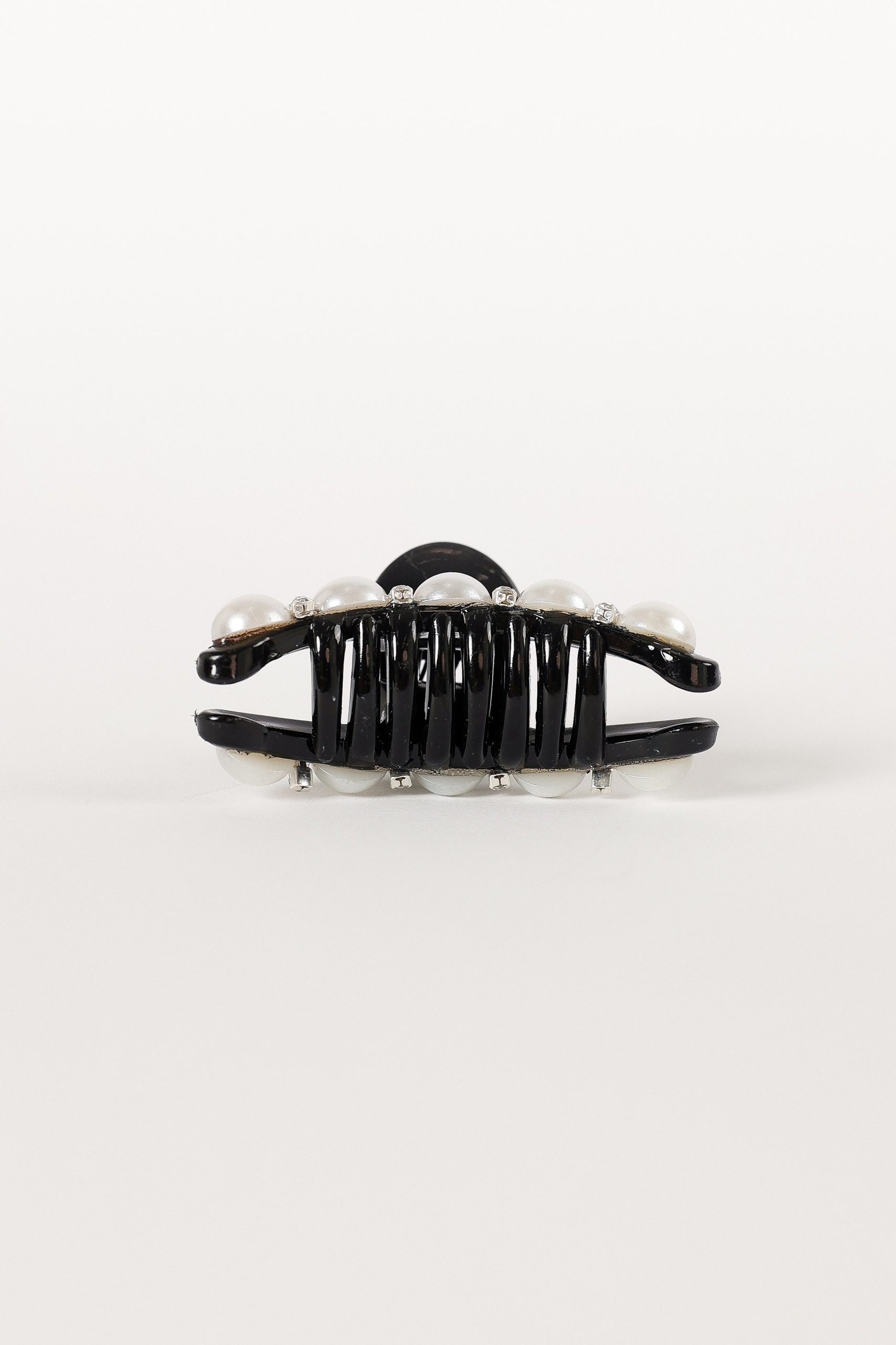 Lile Pearl Hair Clip - Black - Image 3