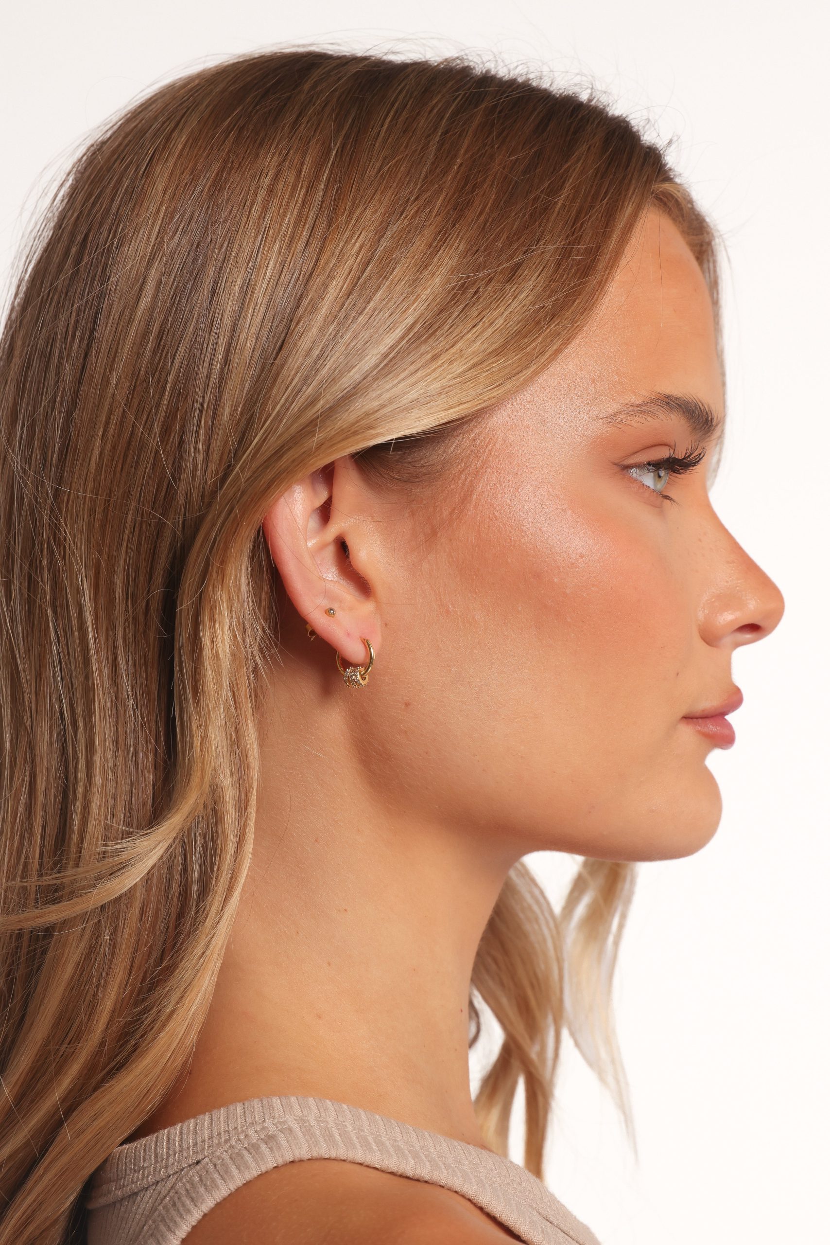 Melanie Earrings - Gold - Image 4