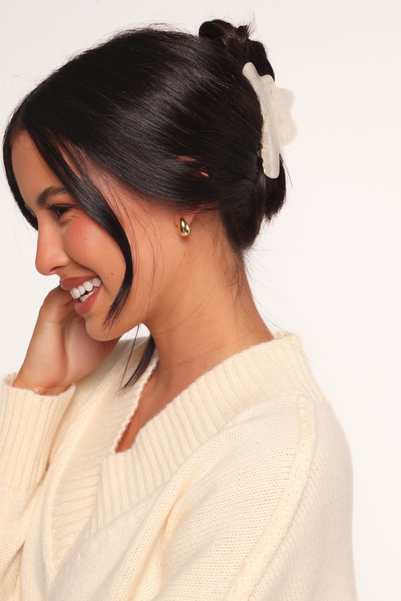 Peta Hair Clip - Pearl - Image 6