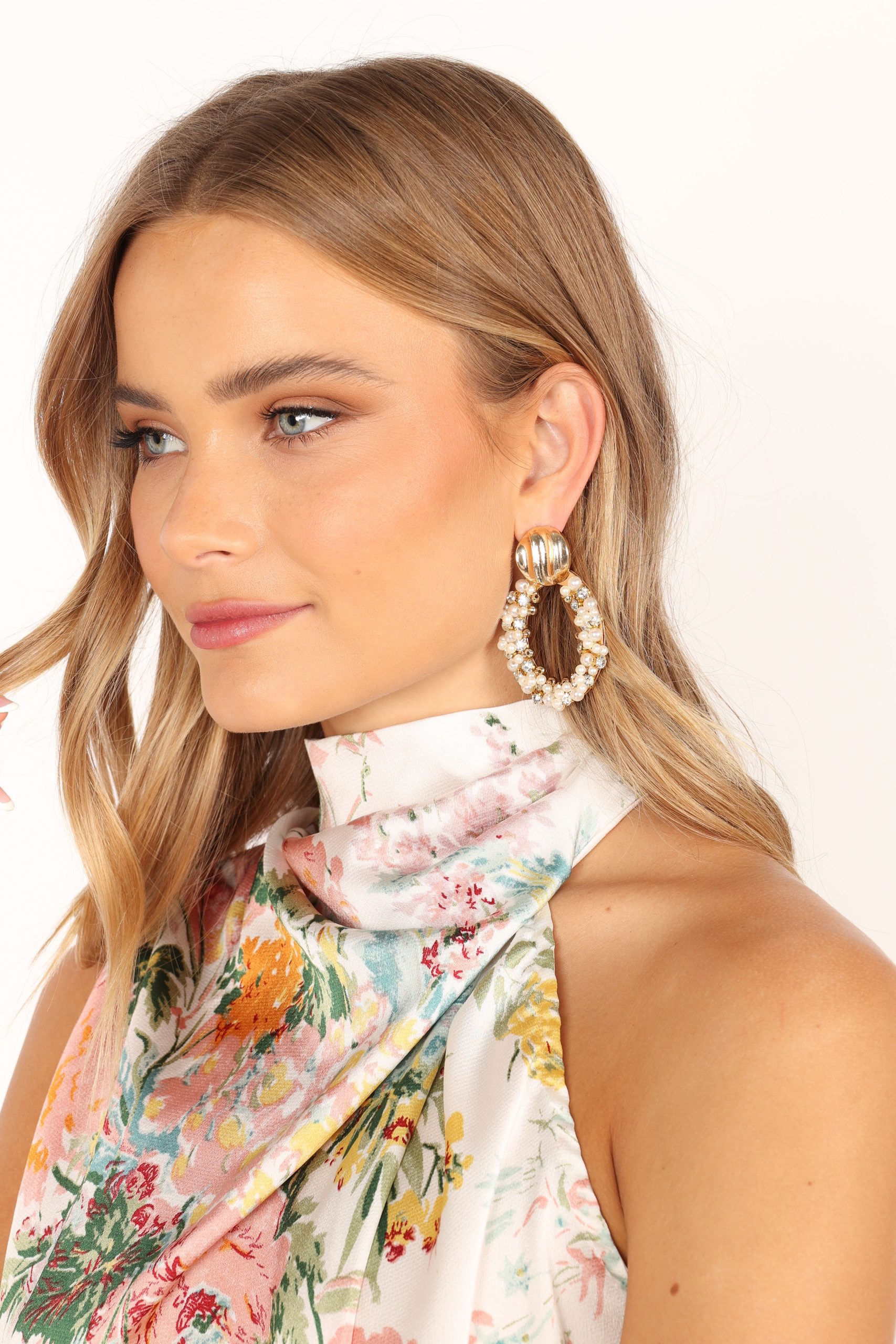 Rae Earrings - Gold Pearl - Image 3