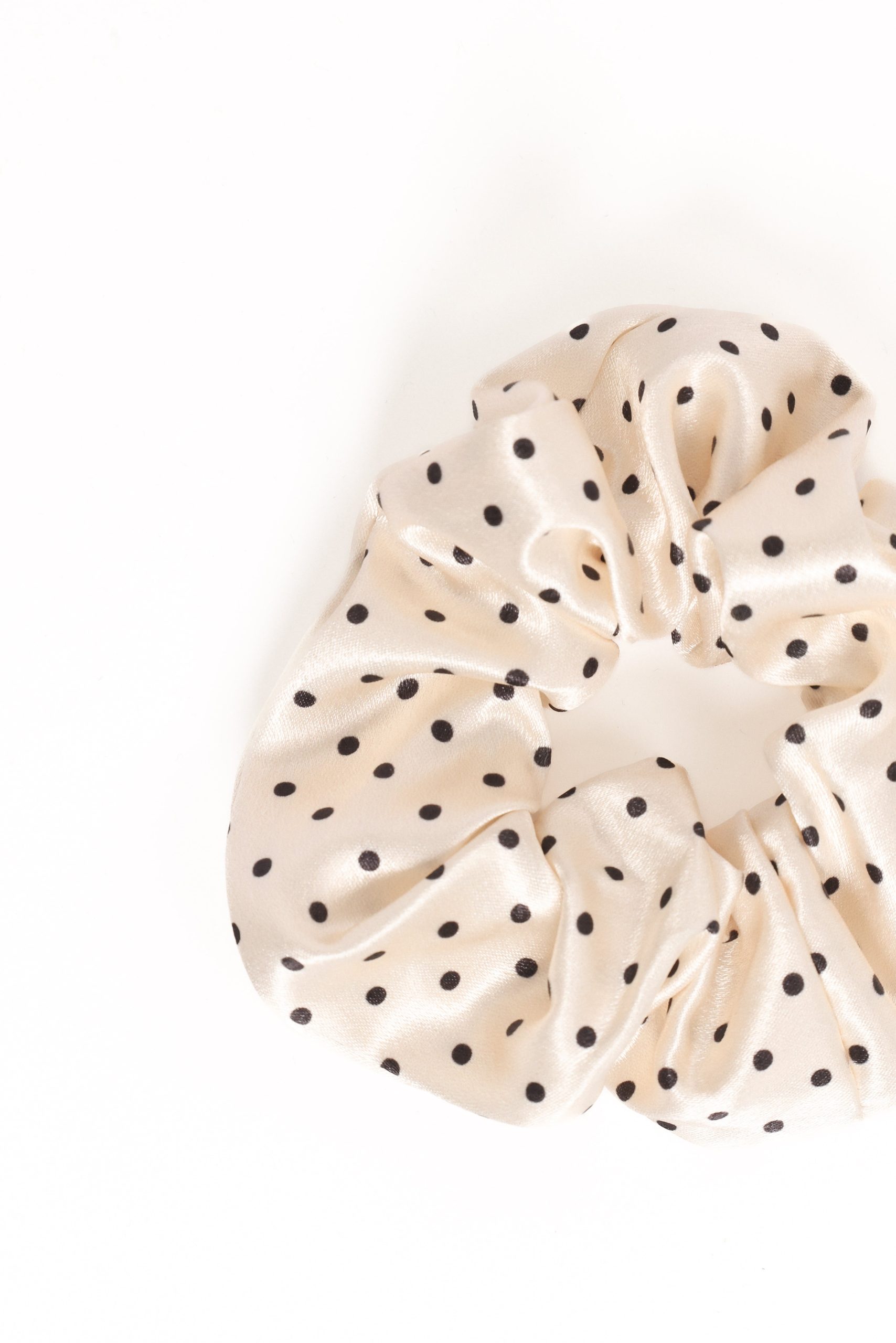 Sally Scrunchie - Cream - Image 2