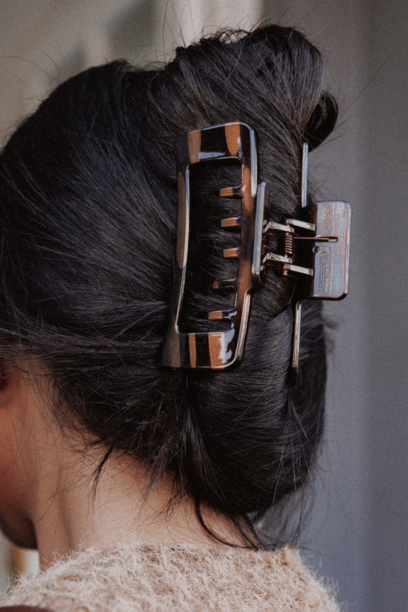 Walker Hair Clip - Brown - Image 3