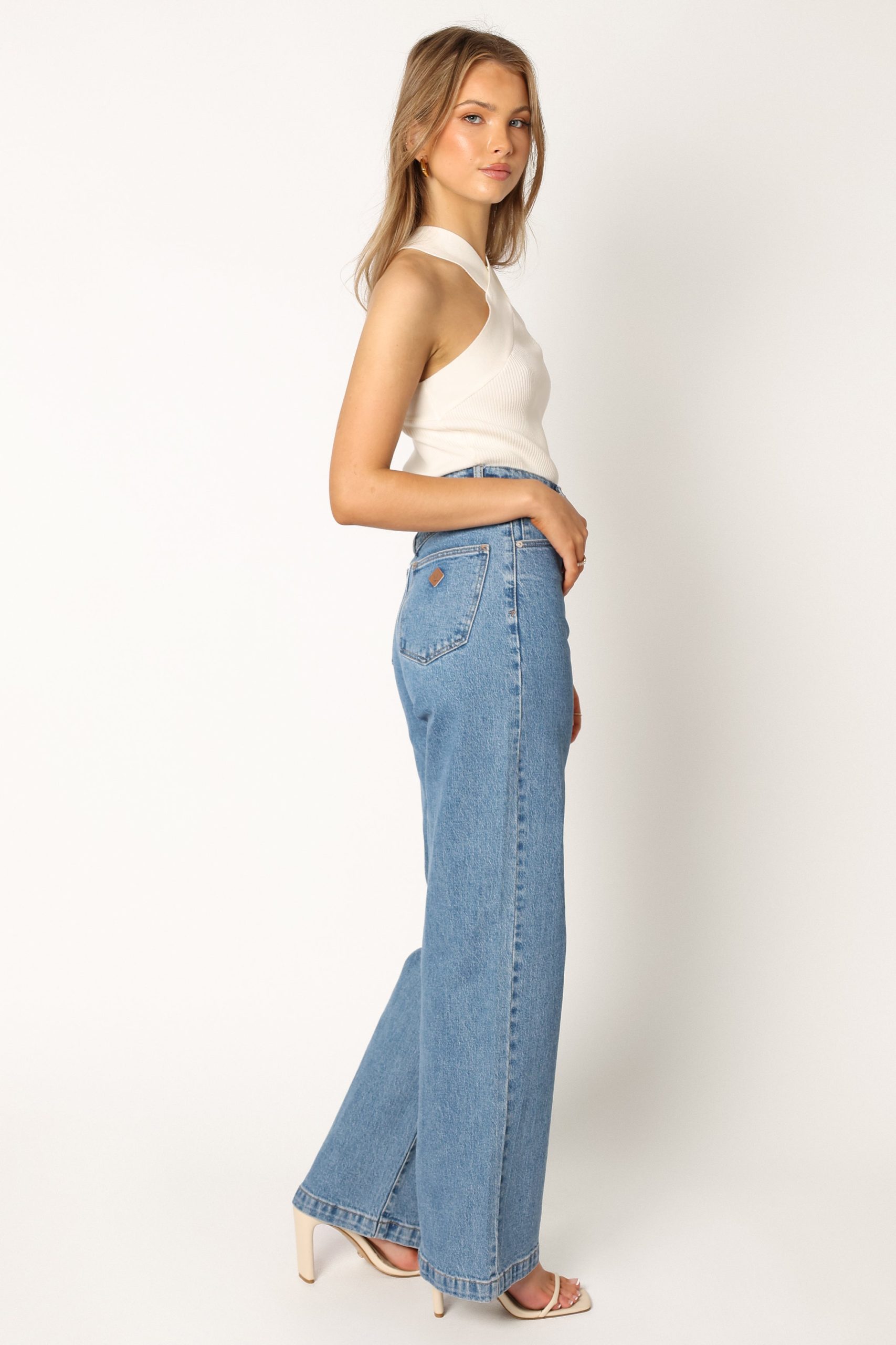 Abrand 94 High Wide Jeans - Debbie - Image 9