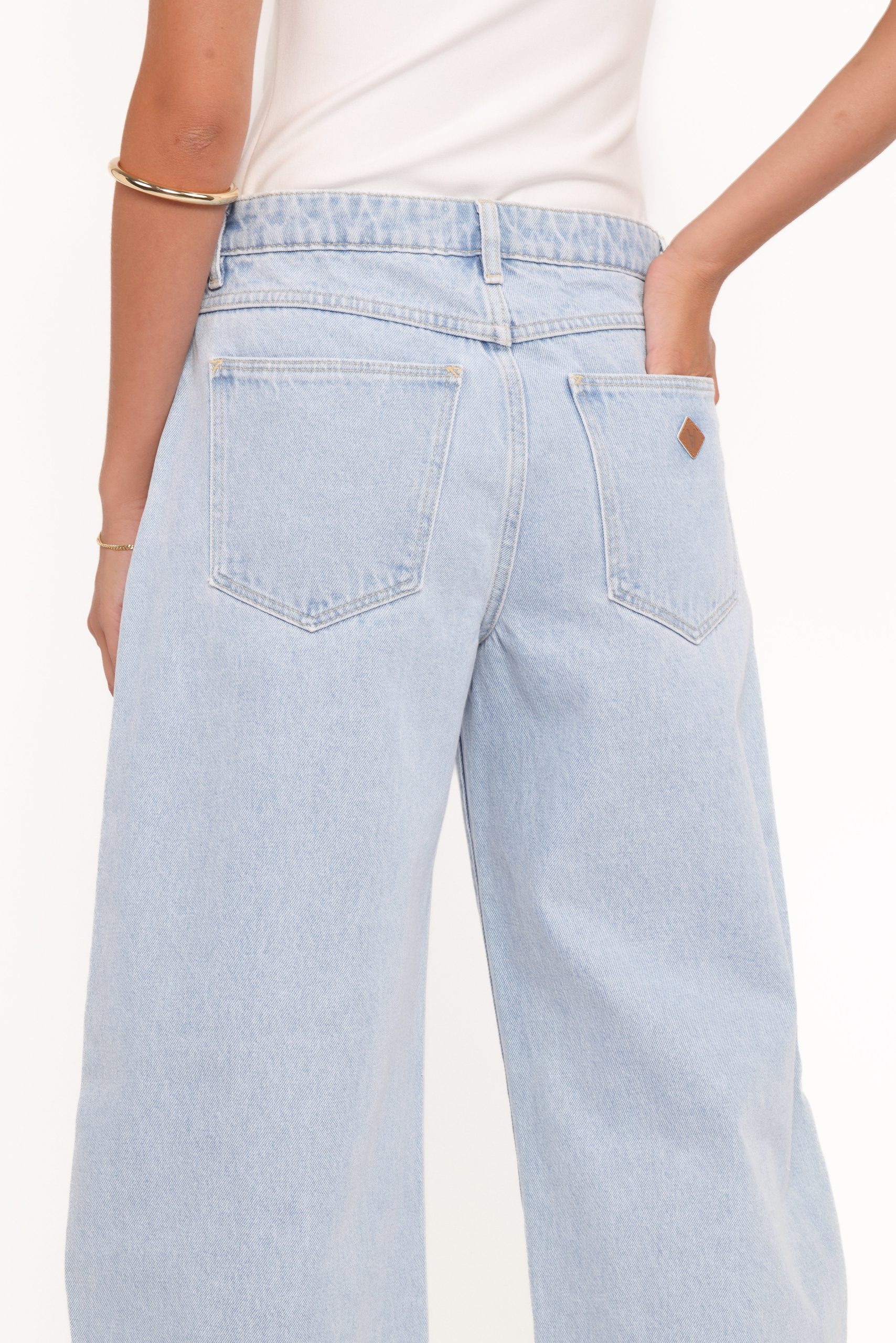 Abrand 95 Barrel Jeans - Kendall - Image 6
