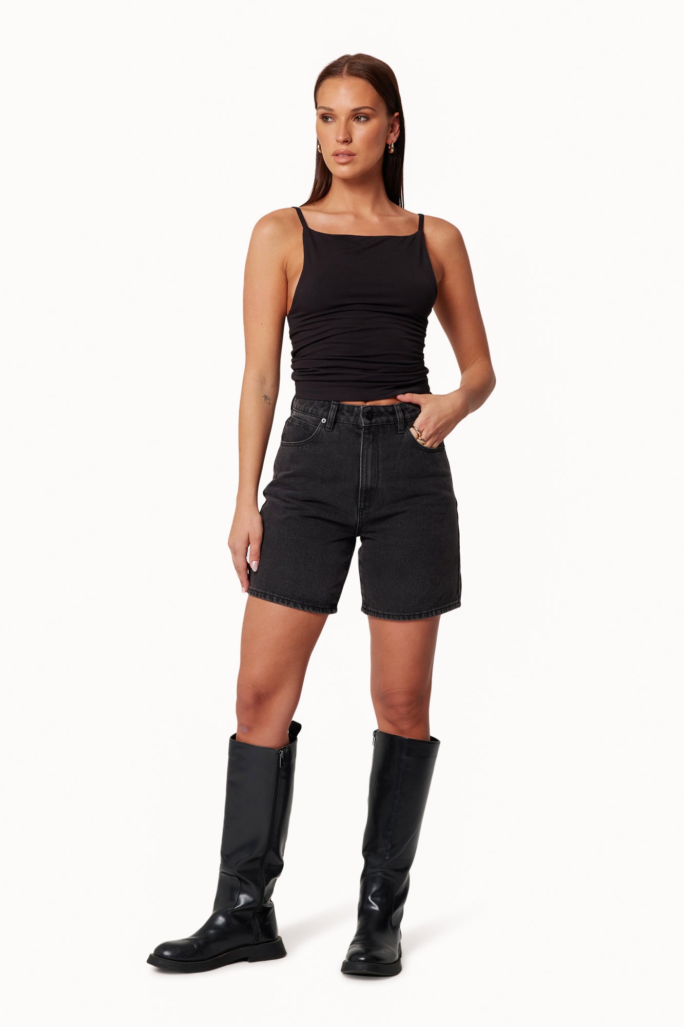 Abrand Carrie Shorts - Heidi - Image 5
