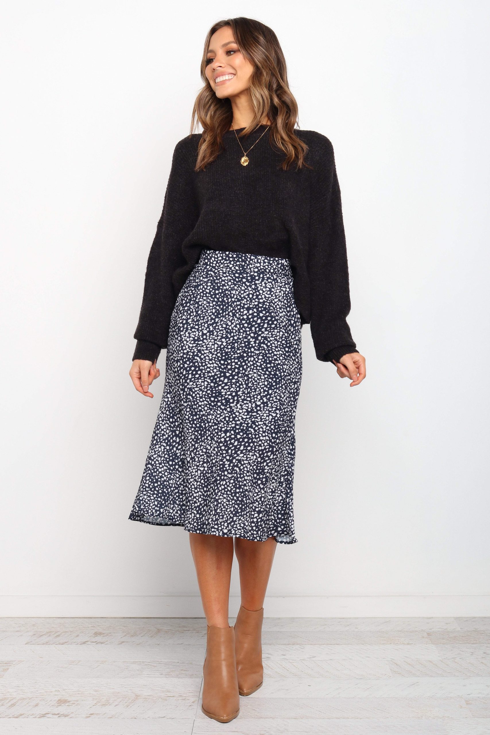 Falco Skirt - Navy - Image 10