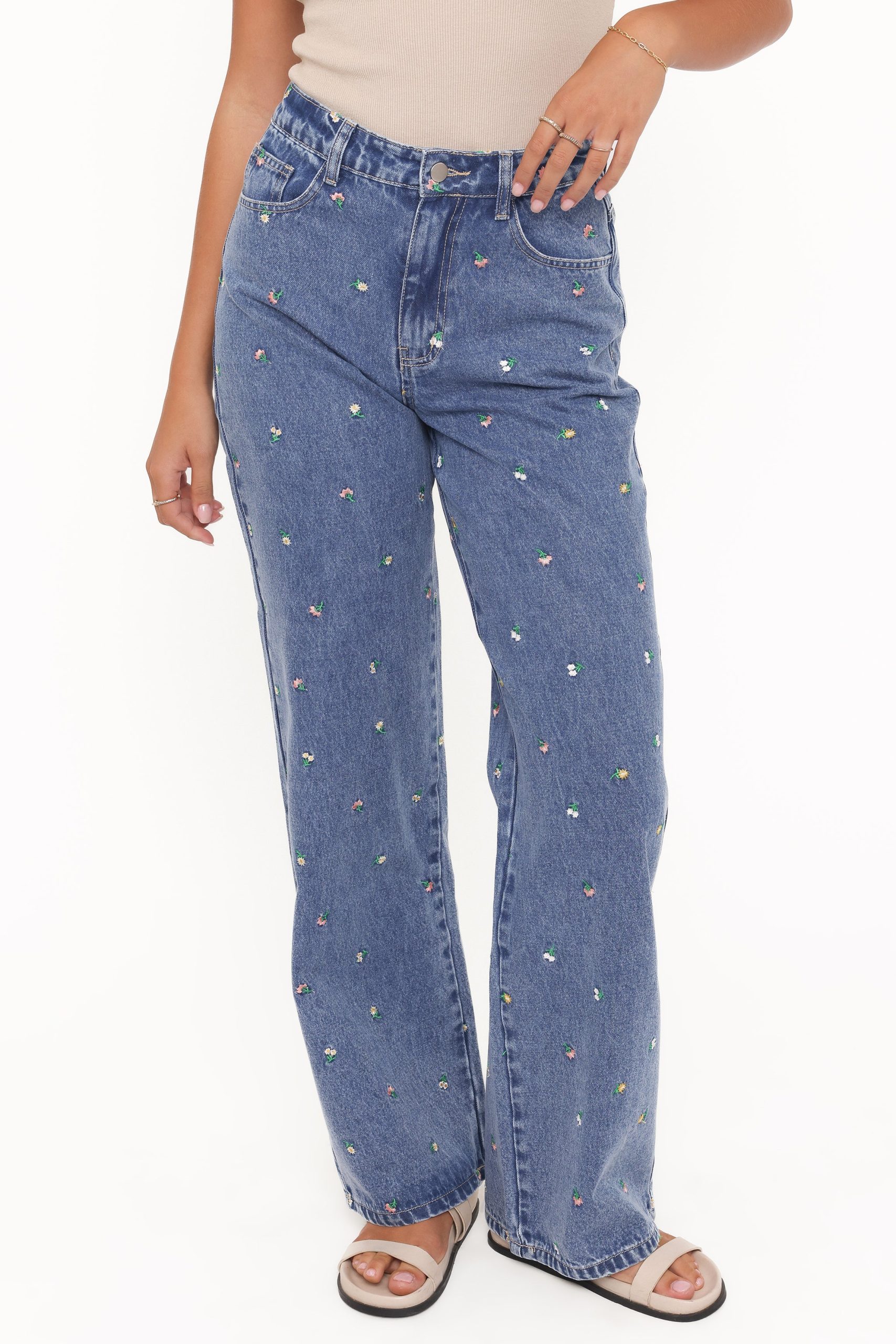 Kendall Straight Leg Jeans - Embroidery Medium Wash - Image 3