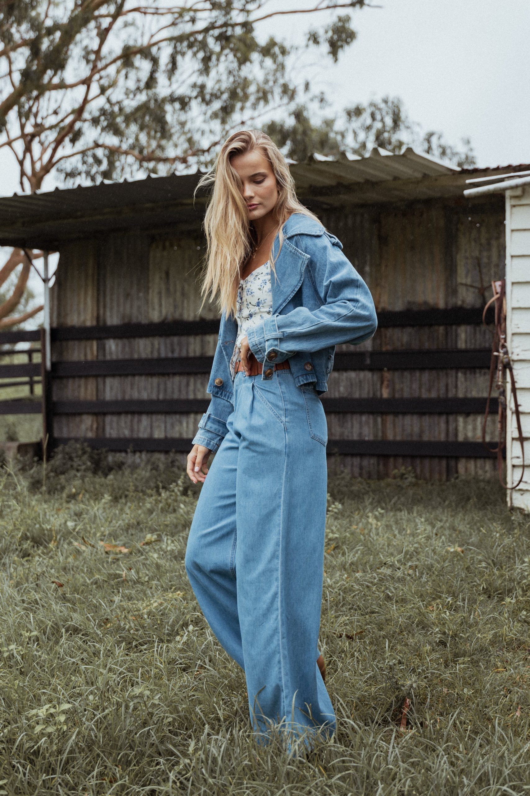 Rosalee Chambray Wide Leg Pant - Medium Denim - Image 2