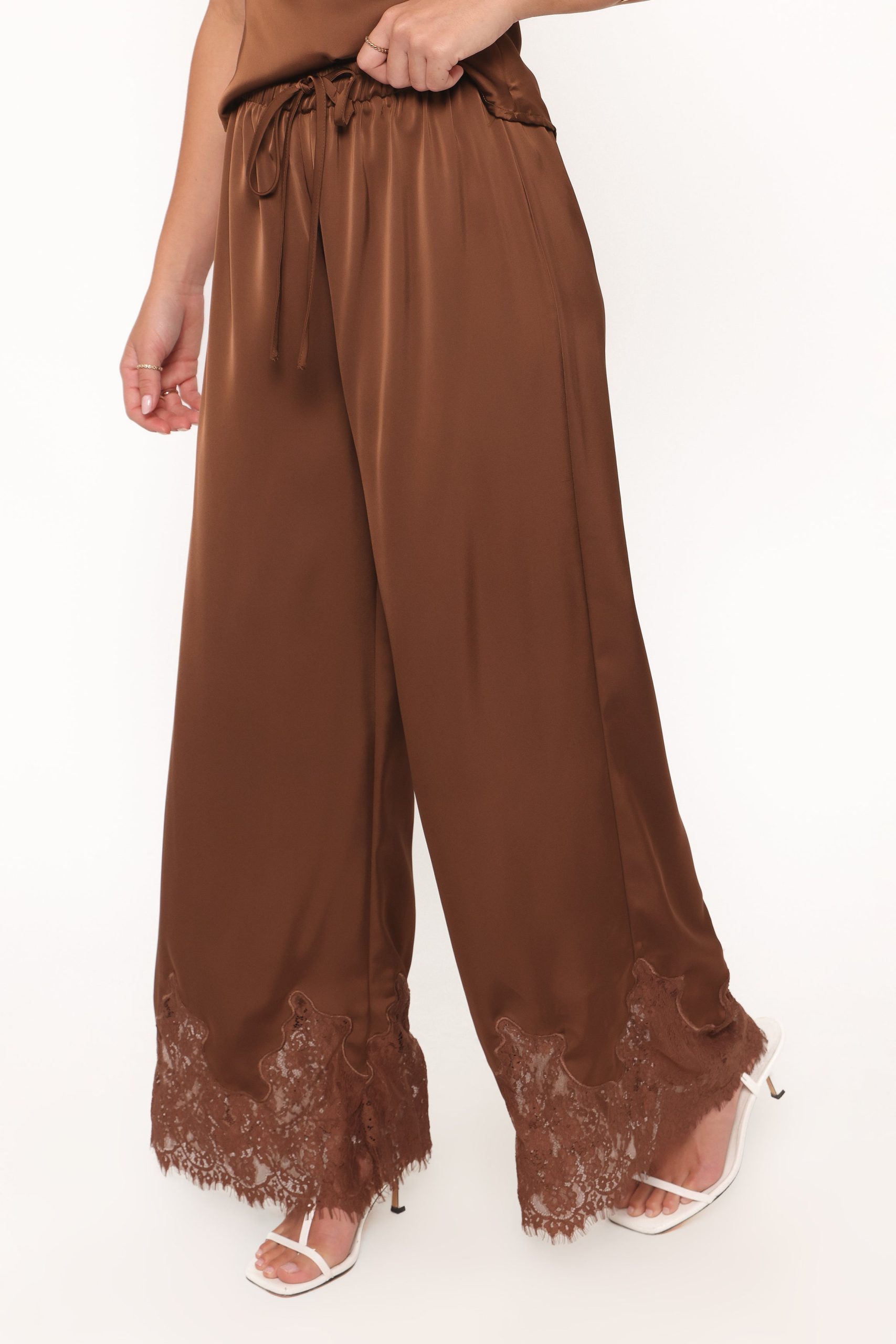 Viola Drawstring Wide Leg Pant - Chocolate - Image 3
