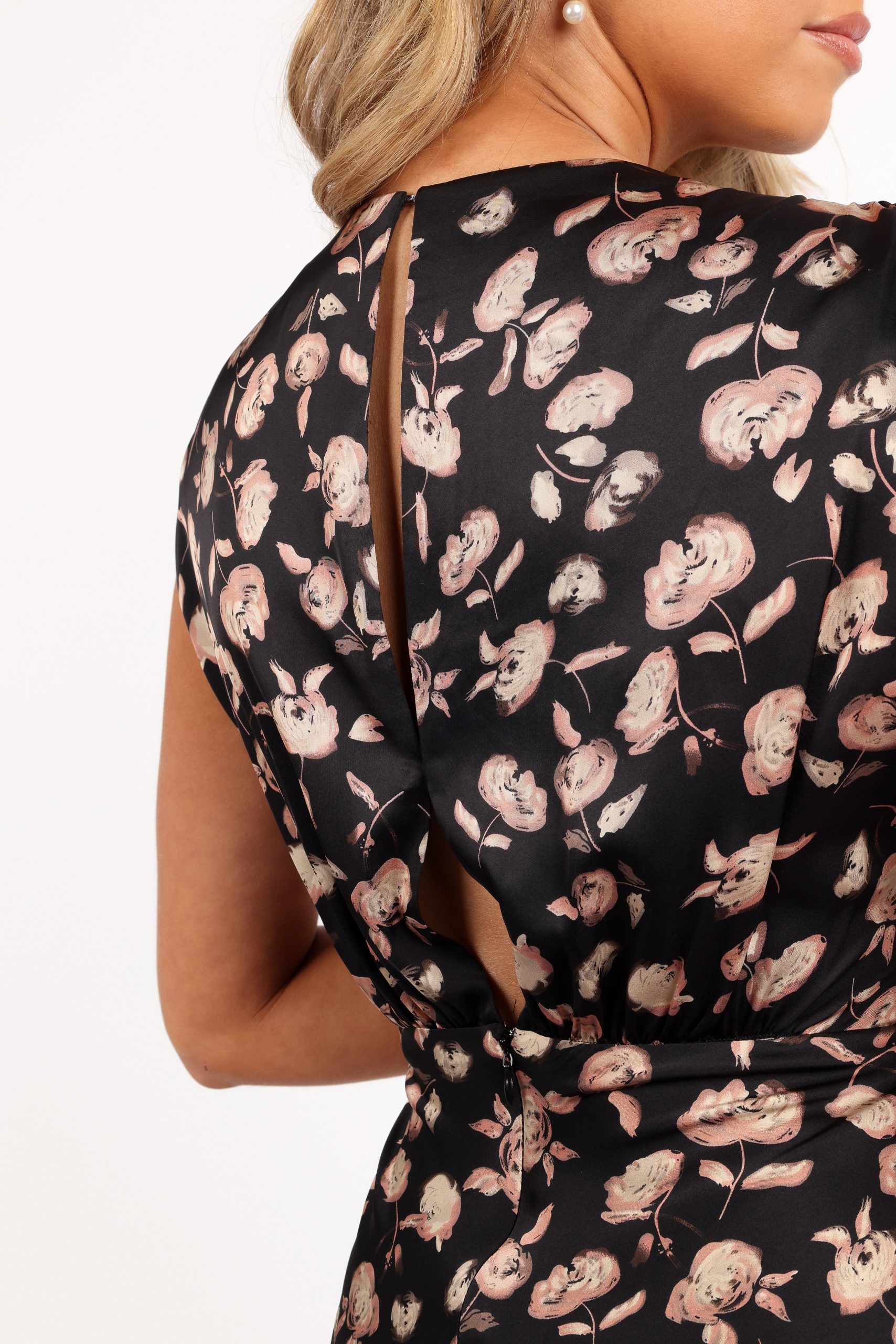 Amarlee Maxi Dress - Black Floral - Image 6