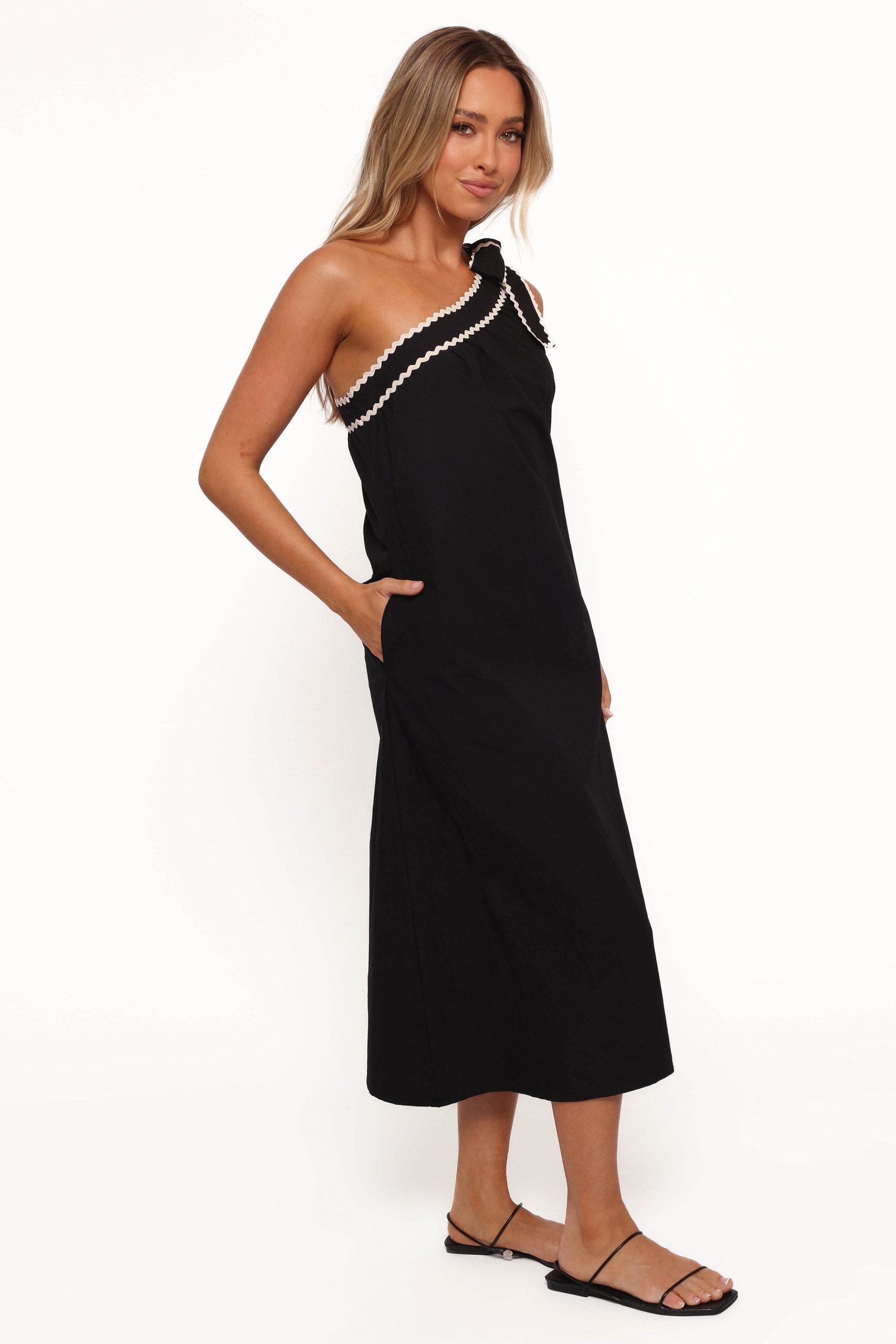 Brynlee One Shoulder Midi Dress - Black/Cream - Image 5