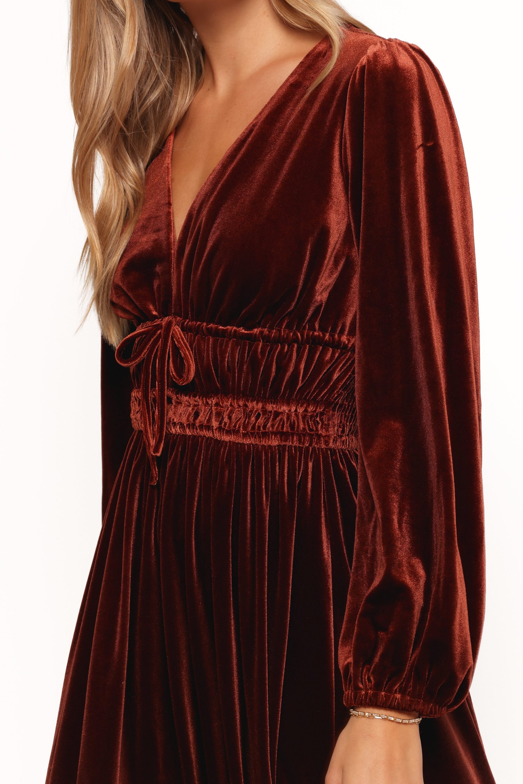 Cece Velvet Long Sleeve Maxi Dress - Rust - Image 9