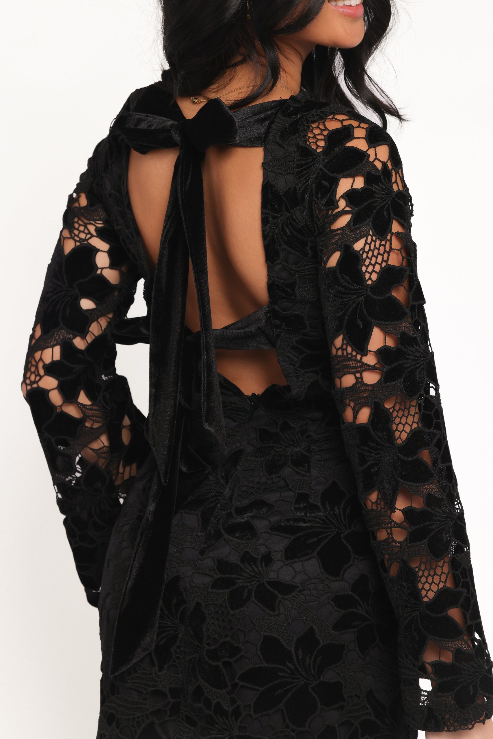 Cynthia Velvet Lace Mini Dress - Black - Image 5