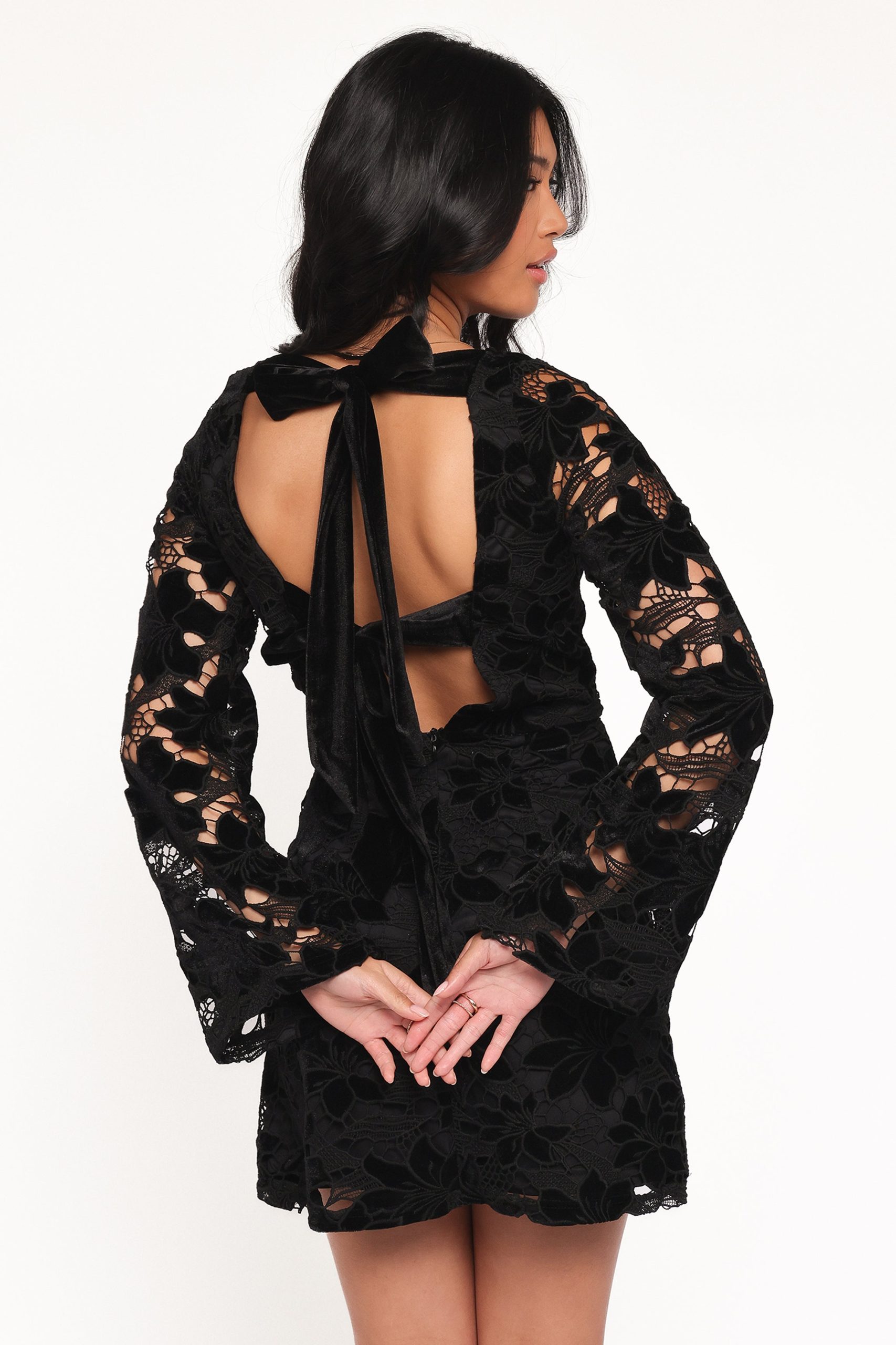 Cynthia Velvet Lace Mini Dress - Black - Image 4