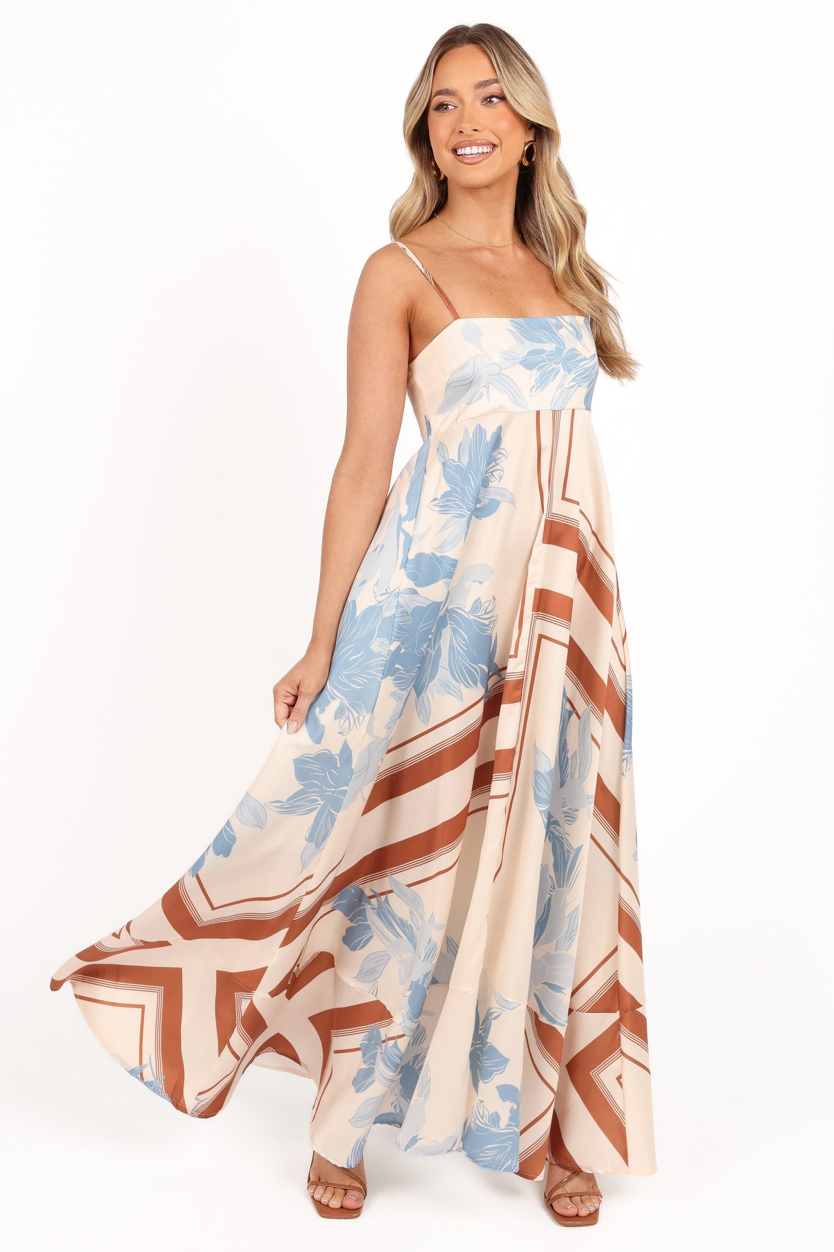 Elanor Maxi Dress - Pale Blue Print - Image 4