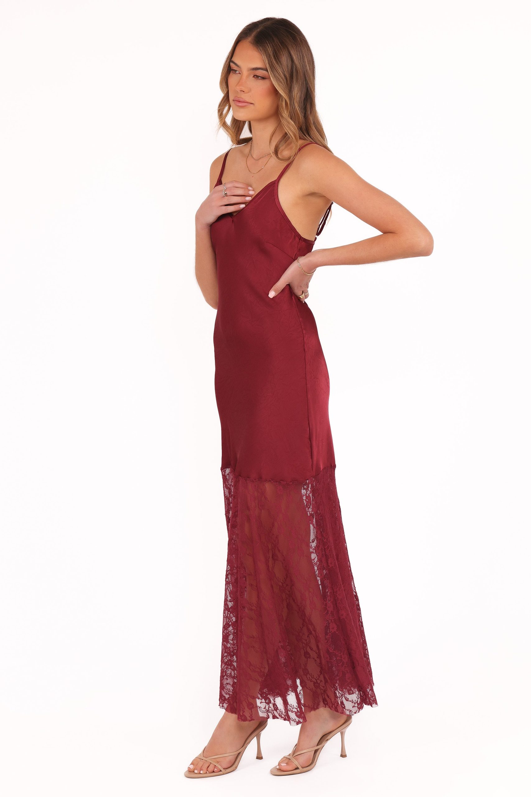 Elowyn Maxi Dress - Cherry - Image 4