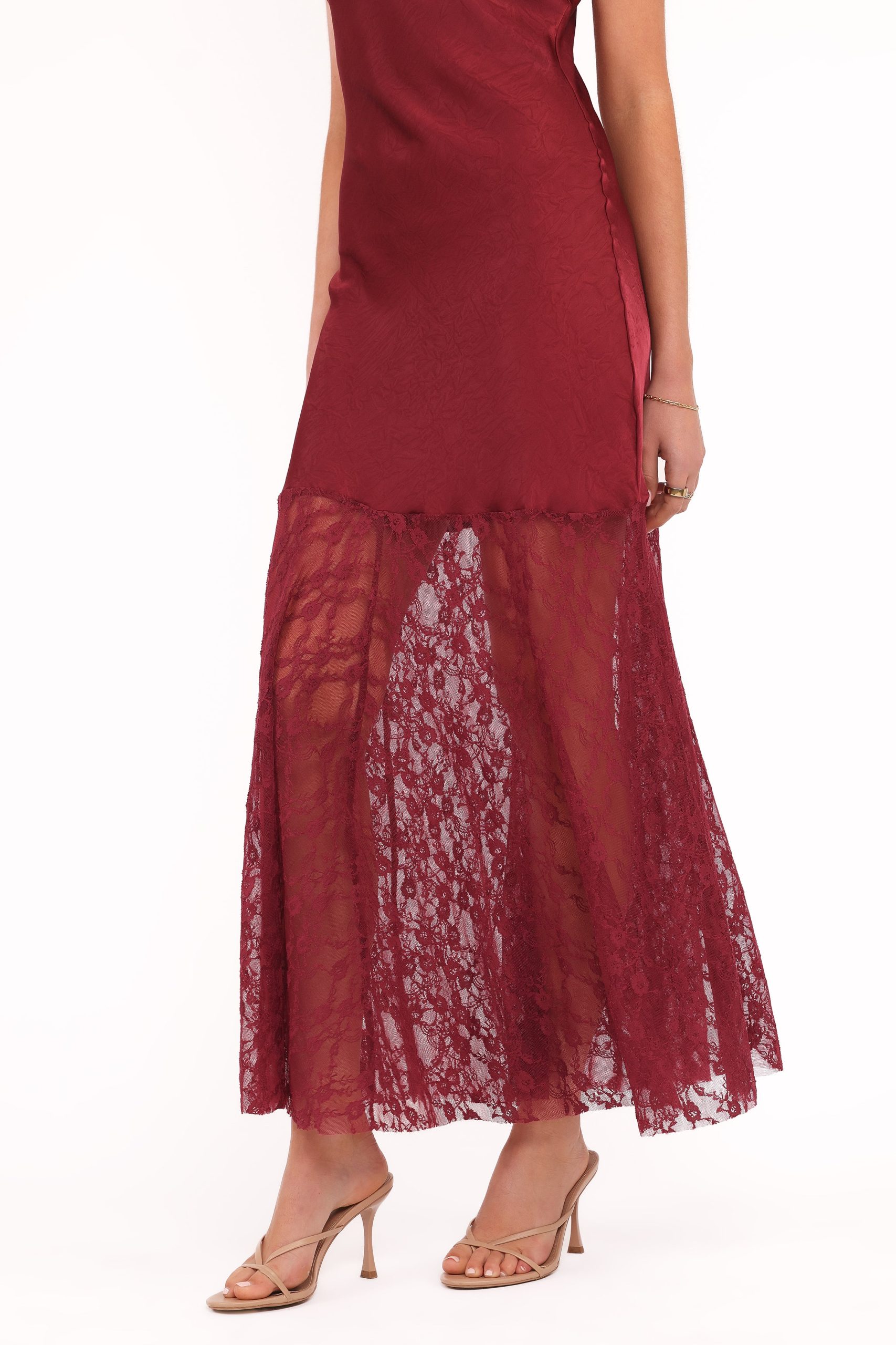Elowyn Maxi Dress - Cherry - Image 3