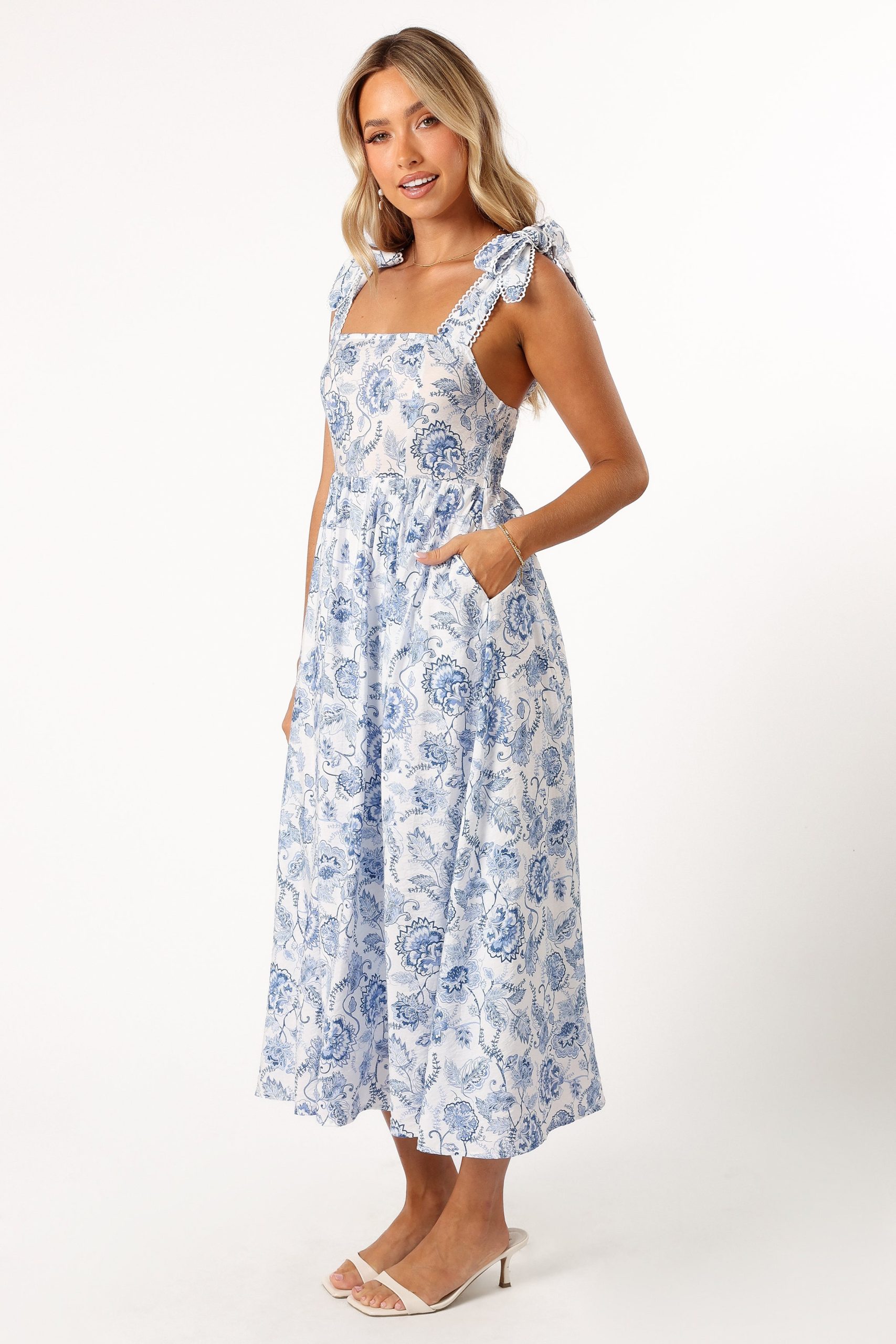 Janie Midi Dress - Blue Floral - Image 3