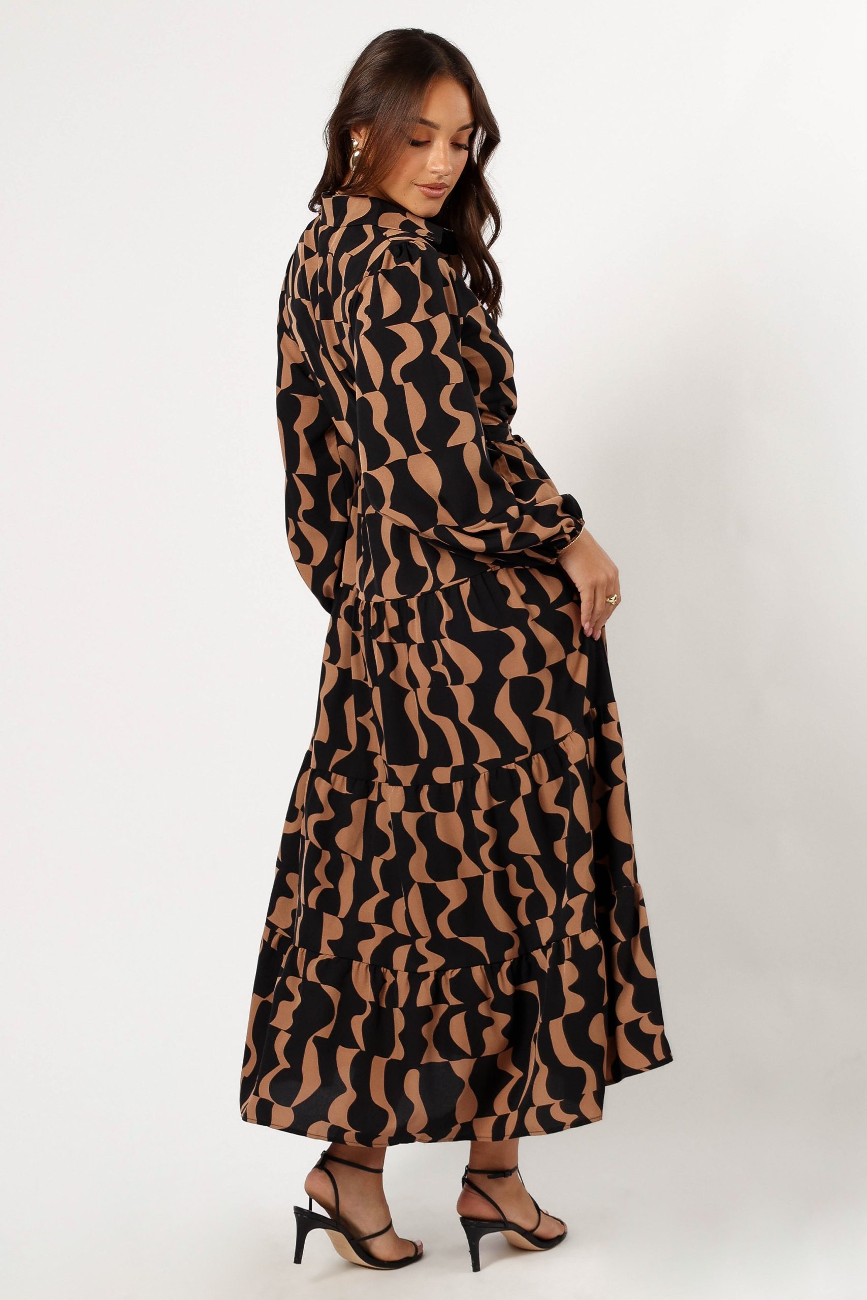Lincoln Long Sleeve Maxi Dress - Black/Beige - Image 4