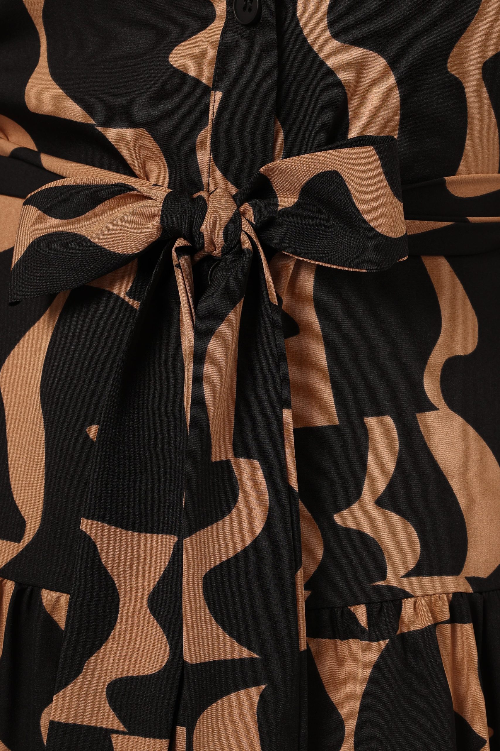 Lincoln Long Sleeve Maxi Dress - Black/Beige - Image 6