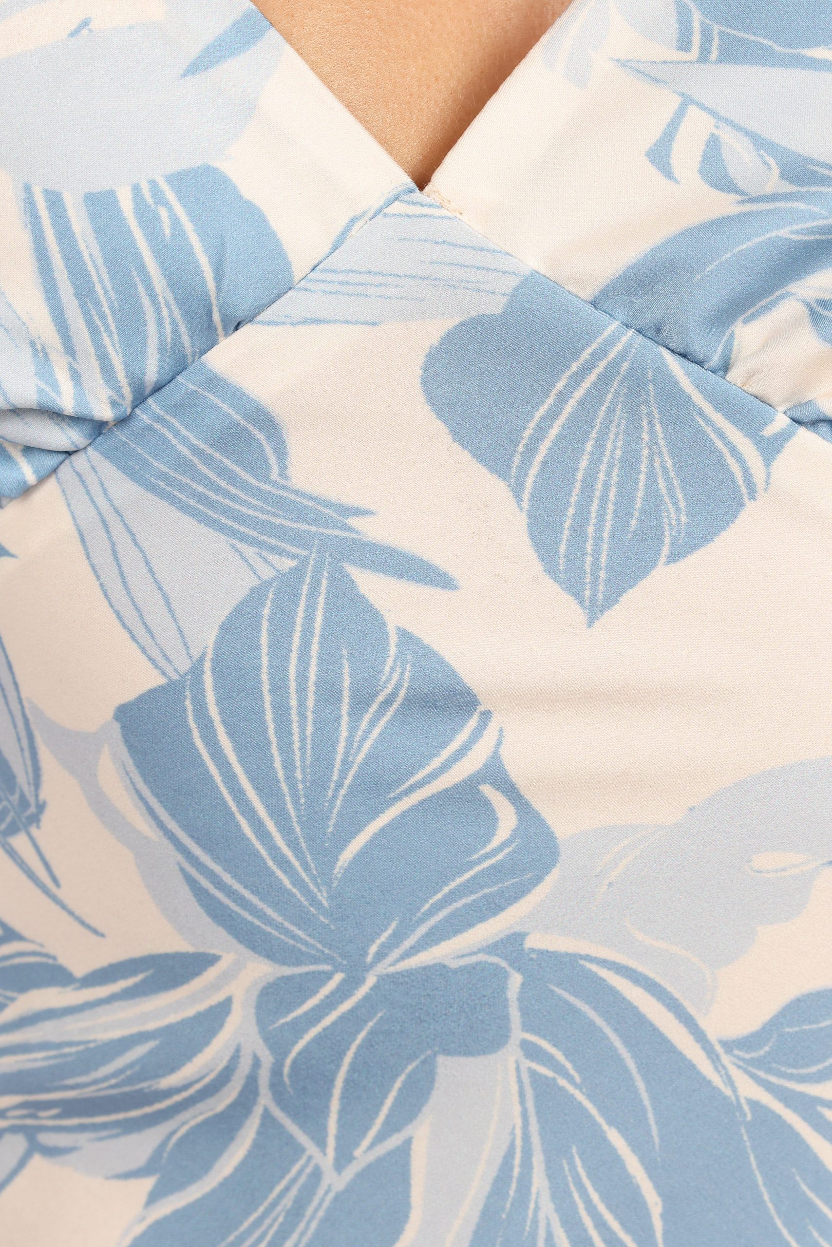 Lizza Maxi Dress - Pale Blue Print - Image 8