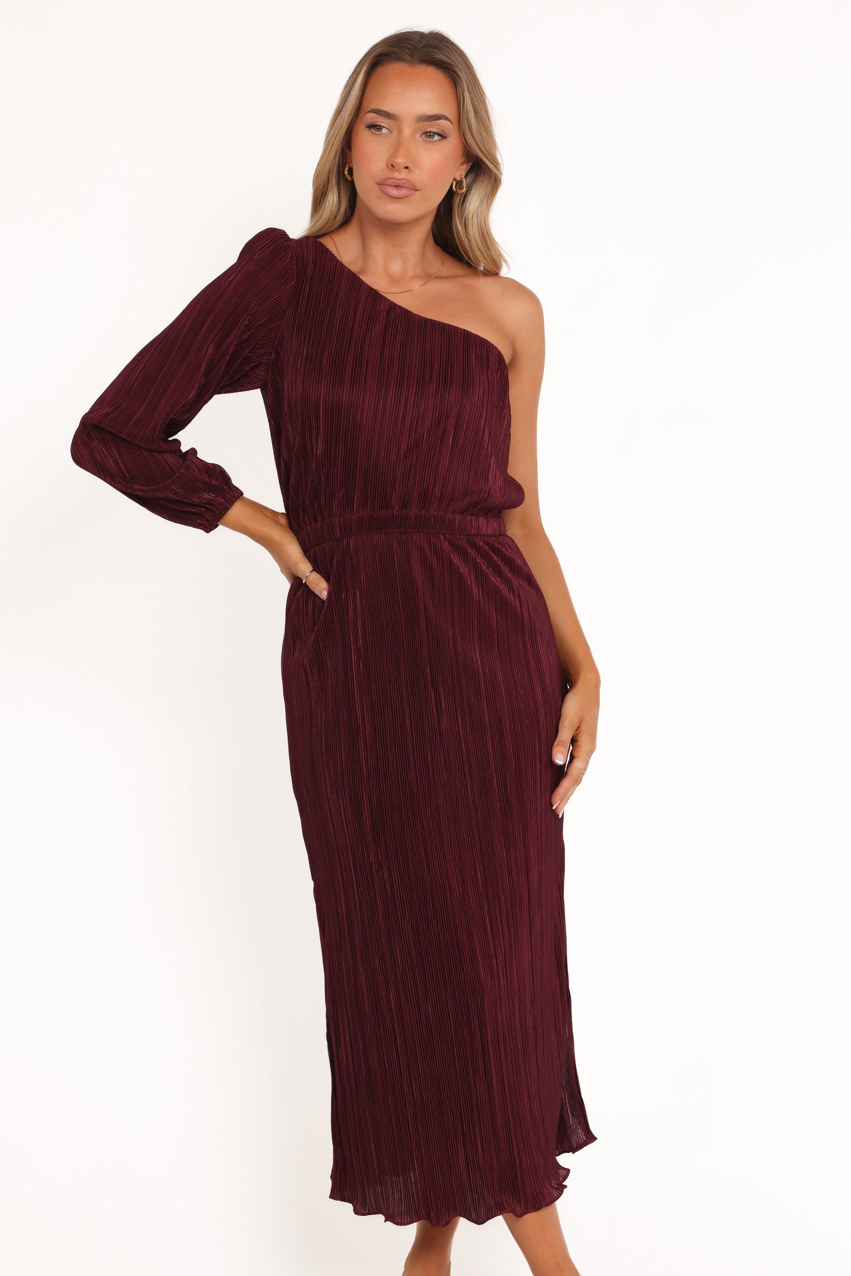 Pontee One Shoulder Pleated Midi Dress - Burgundy - Image 2