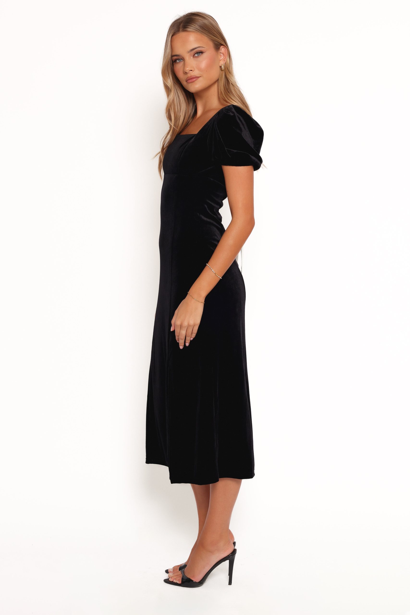 Quinnie Midi Dress - Black - Image 4