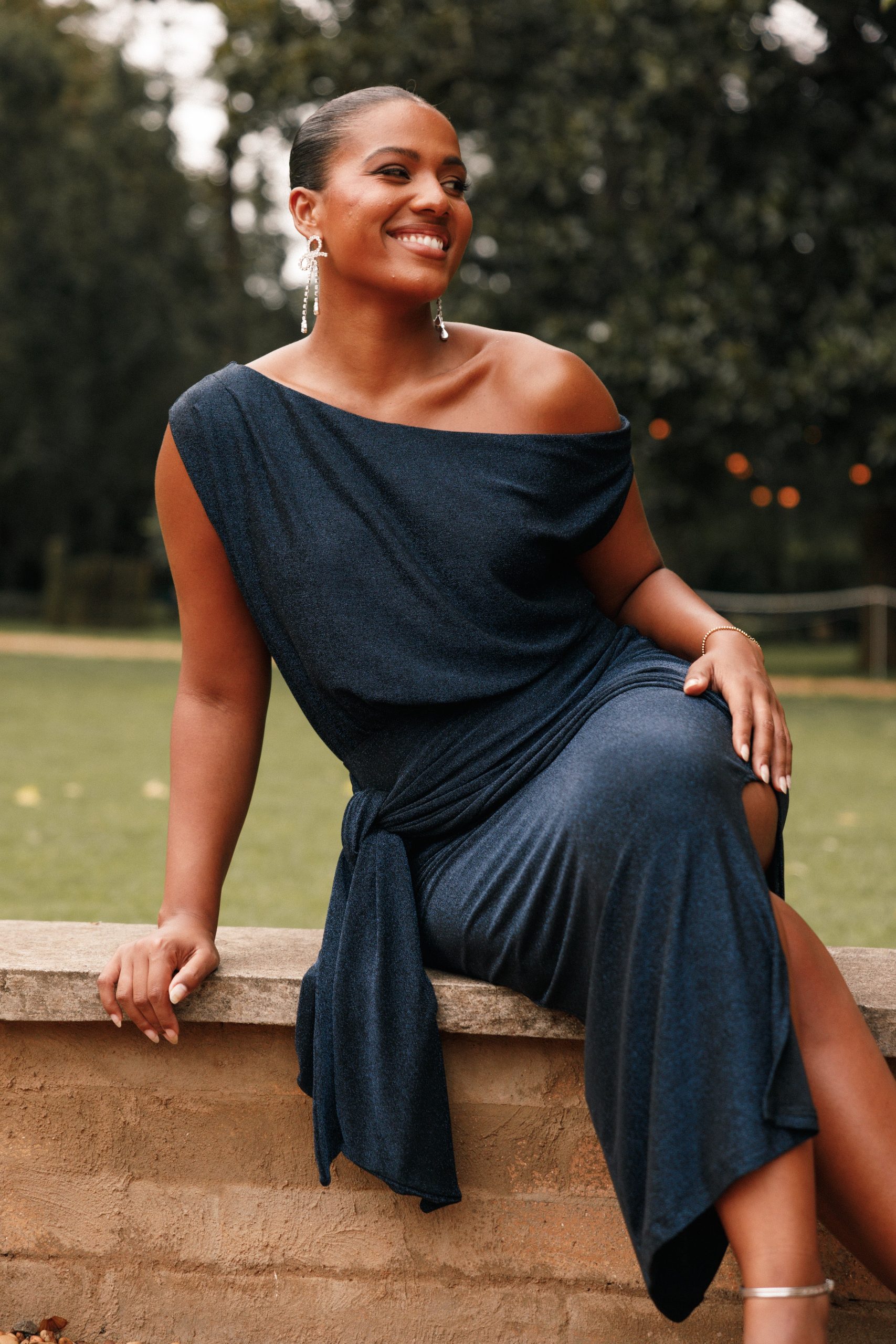 Santiago Off Shoulder Midi Dress - Navy - Image 3