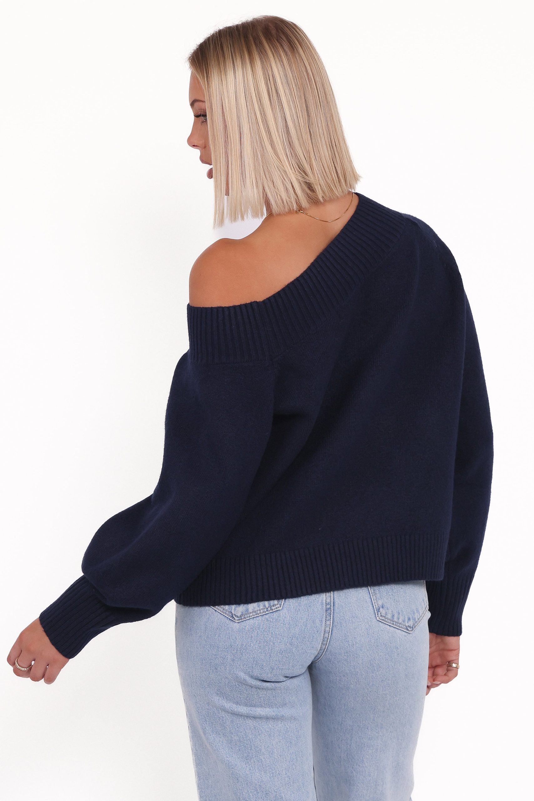 Ailis Off Shoulder Sweater - Navy - Image 4