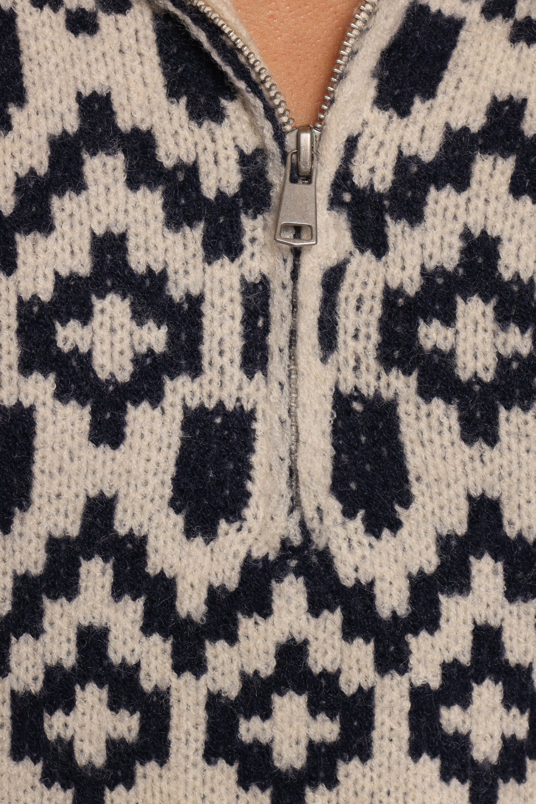 Jethro Quarter Zip Fairisle Knit Sweater - Cream/Navy - Image 7
