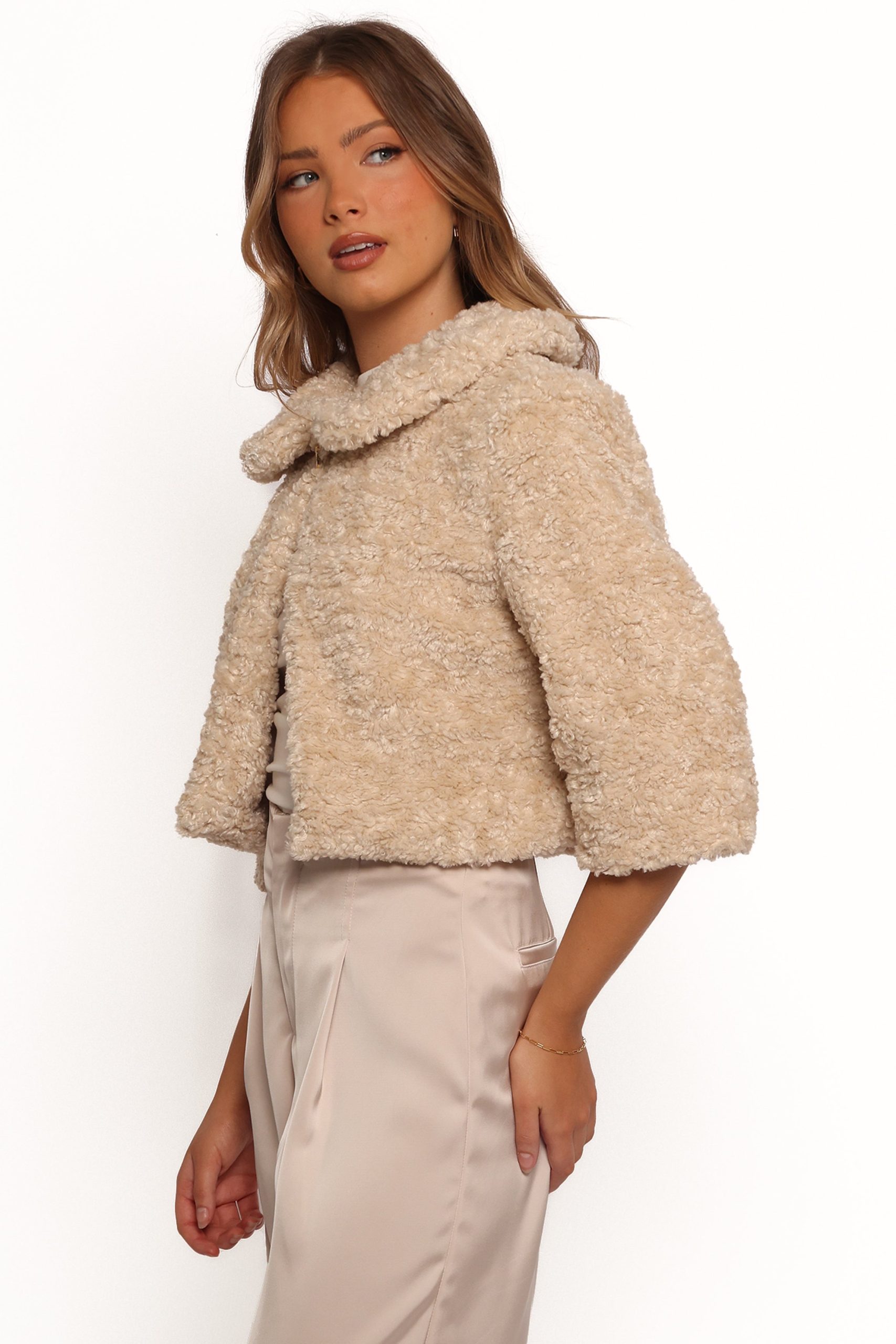 Lucie Faux Fur Crop Jacket - Cream - Image 5