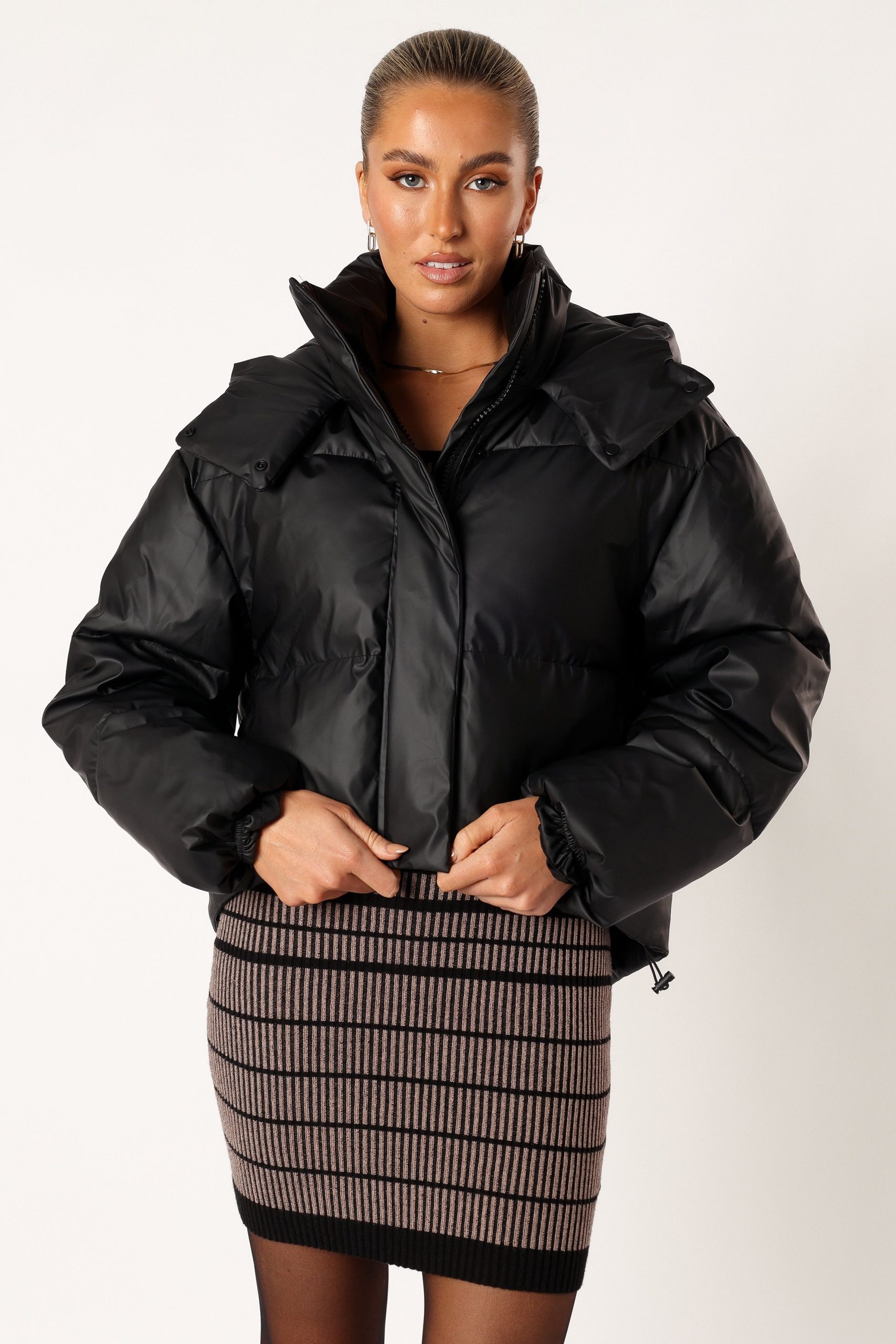 Tania Puffer Jacket - Black - Image 7