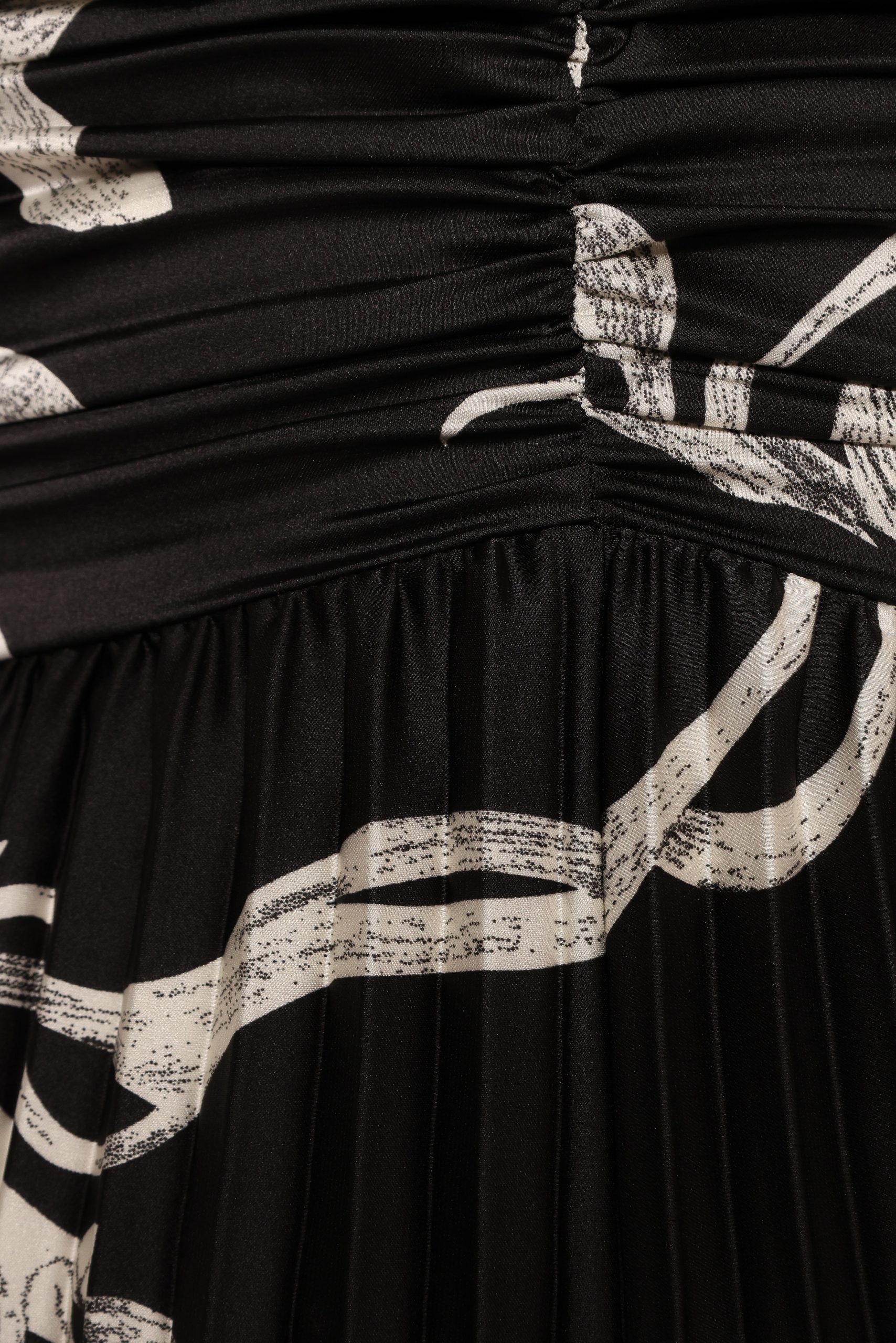 Angelique Pleated Jumpsuit - Black Floral - Image 8