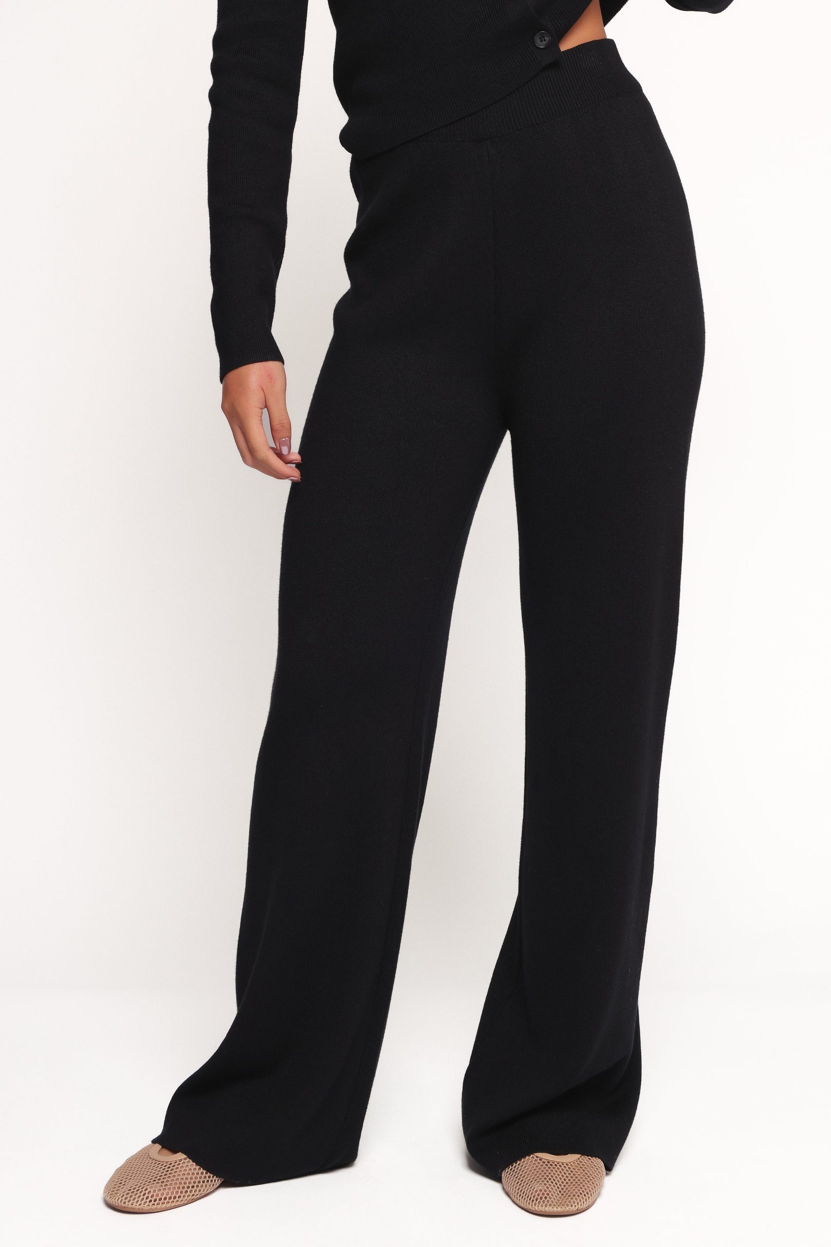 Elliot Knitted Pant Set - Black - Image 4