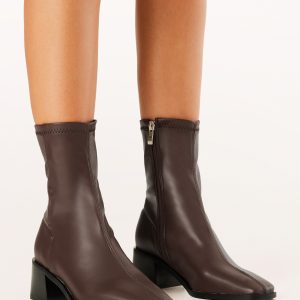 Chihiro Booties - Hickory