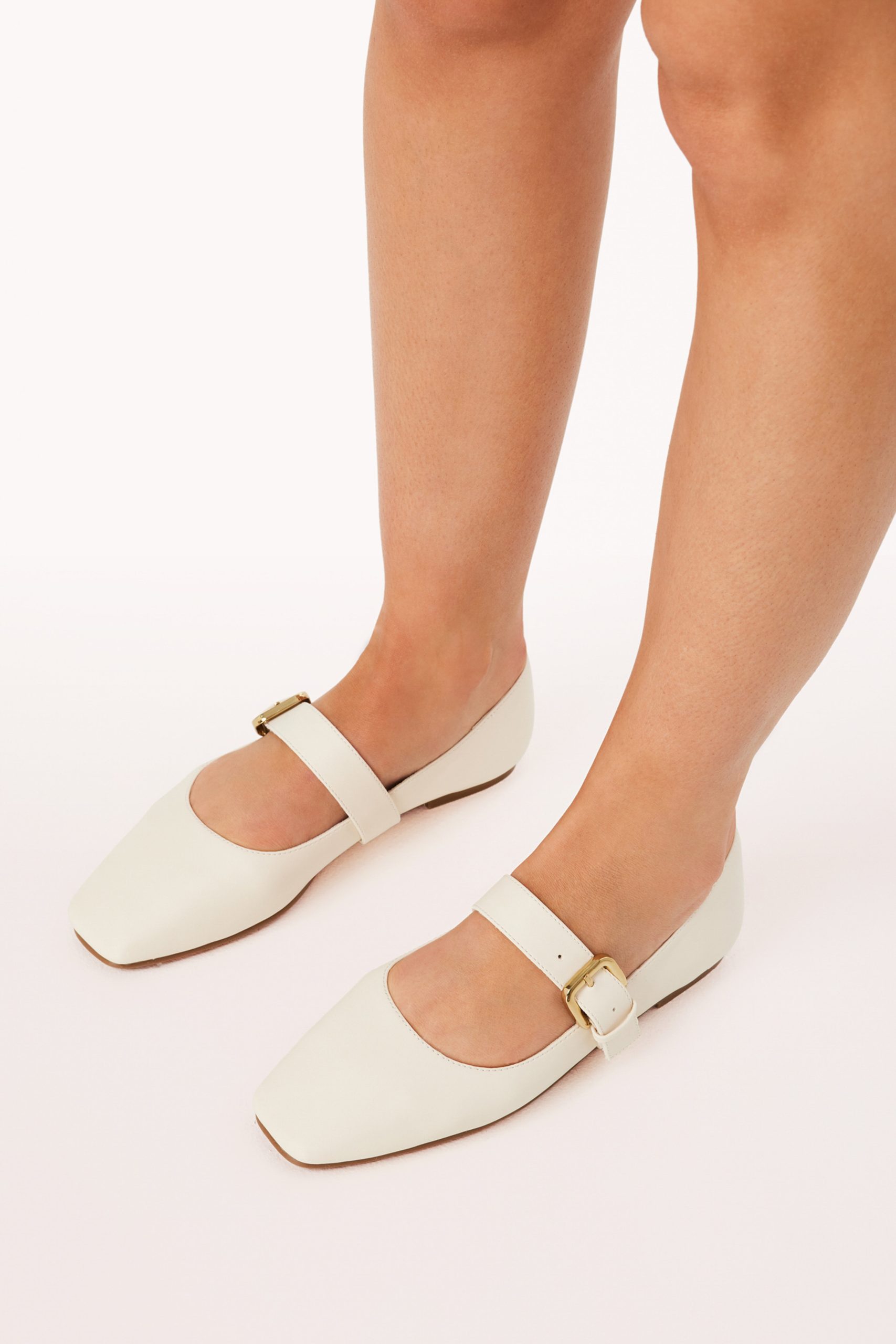 Fredia Flats - Bone