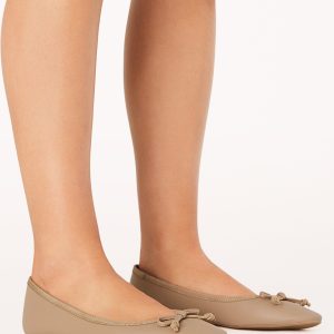 Isaiah Flats - Dark Nude