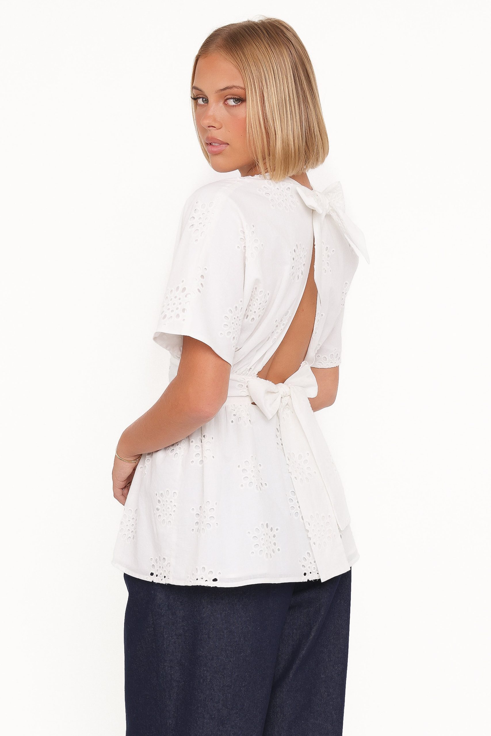 Carmel Tie Back Tunic Top - White Embroidery - Image 5