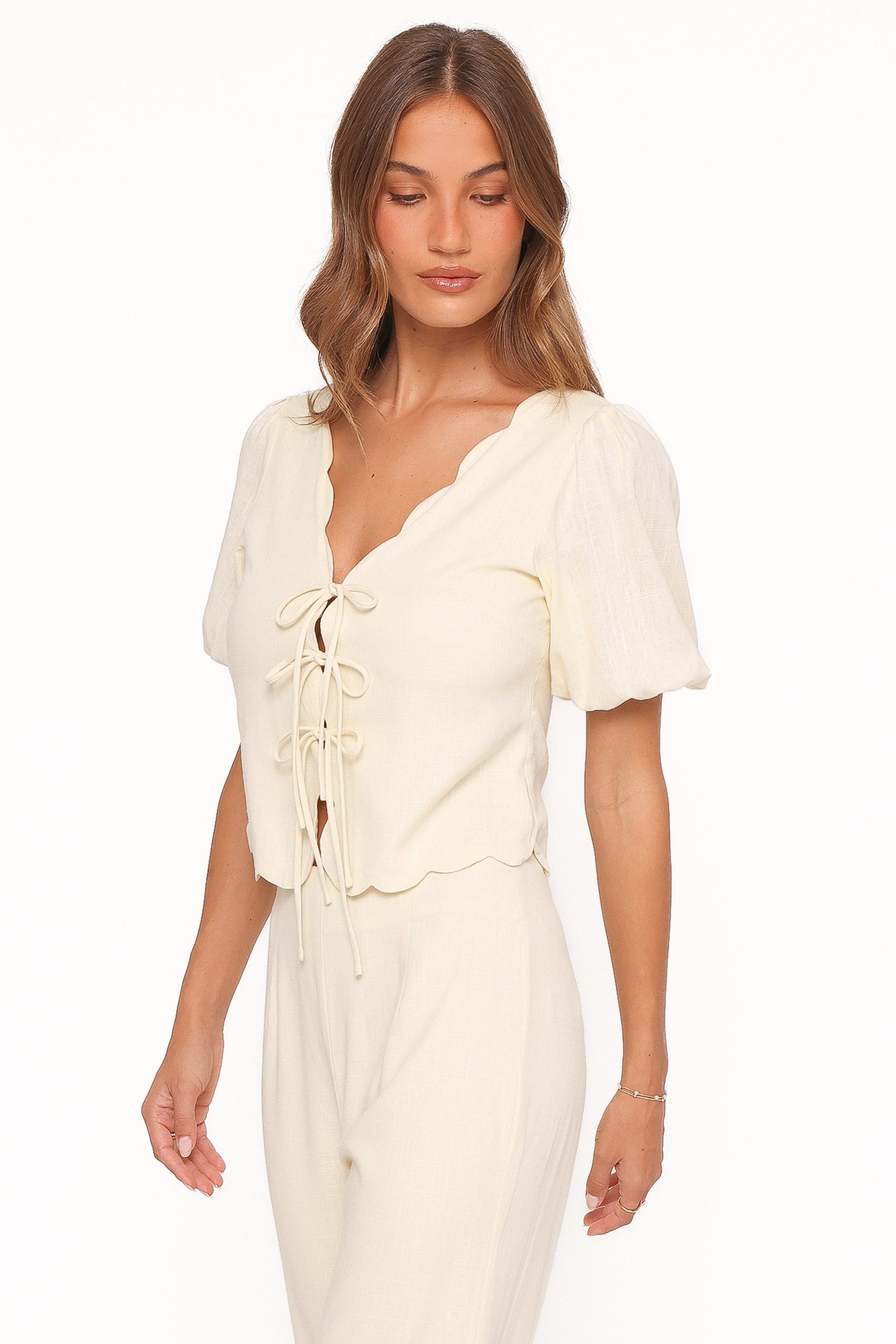 Jensen Scallop Hem Top - Butter Yellow - Image 4