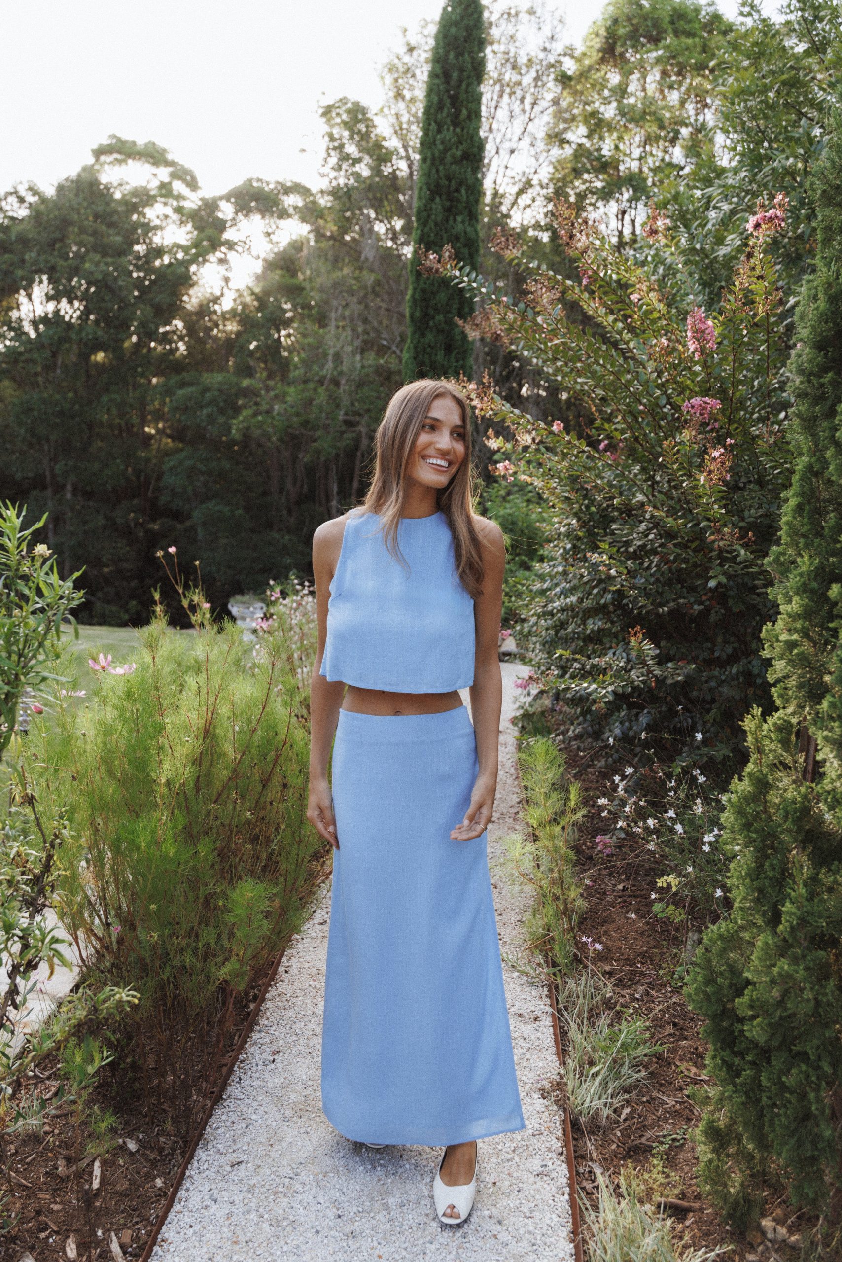 Madison Linen Cropped Tank - Blue - Image 8