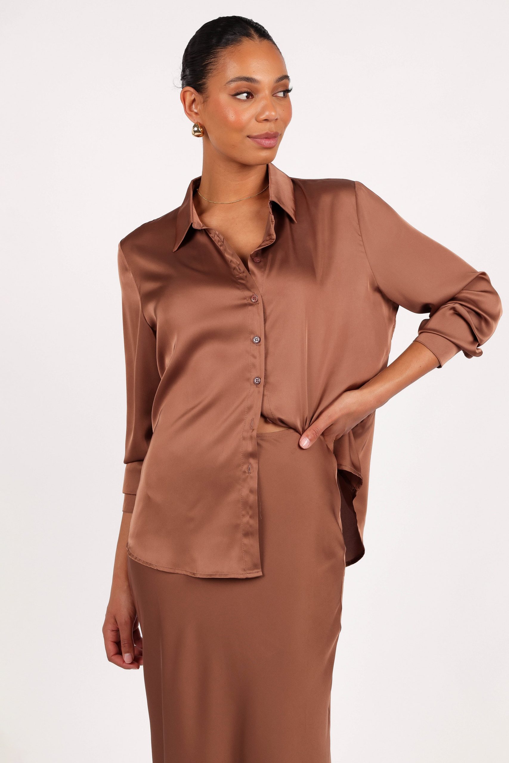 Narissa Satin Shirt - Banksia Brown - Image 2