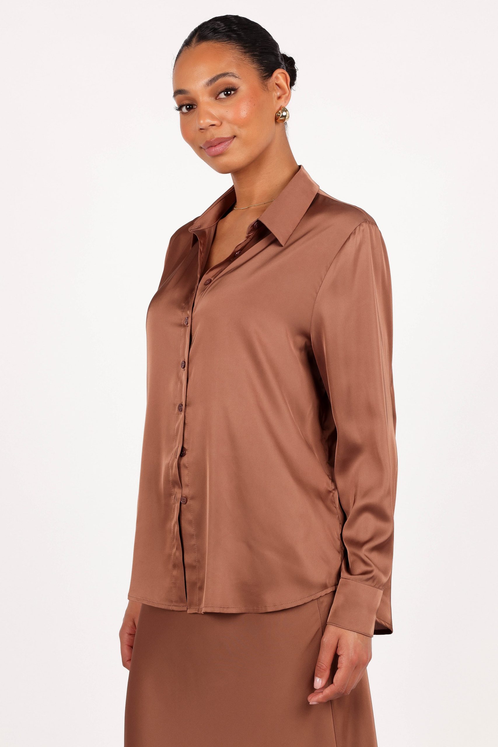 Narissa Satin Shirt - Banksia Brown - Image 4