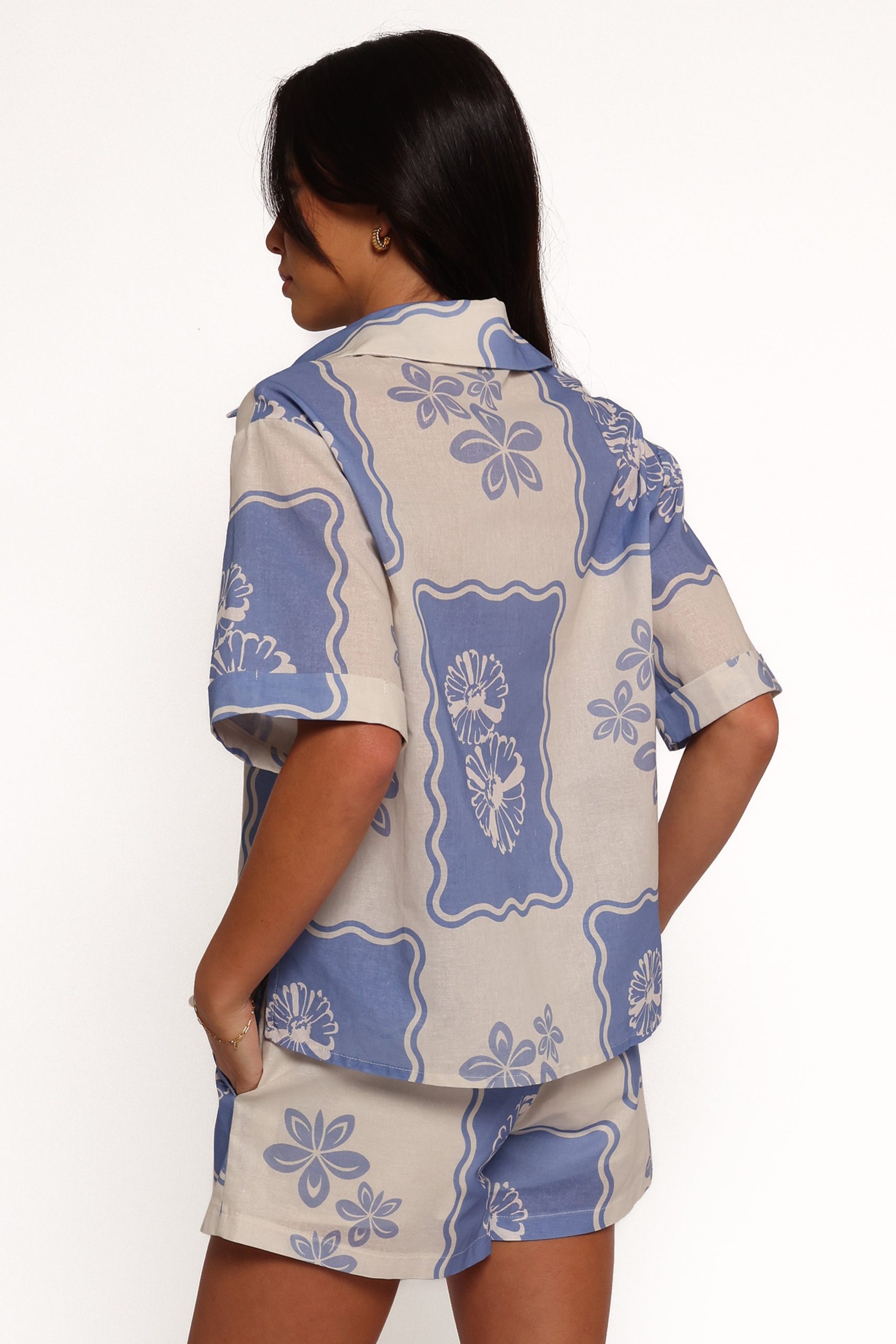 Shellie Short Sleeve Shirt - Blue Dahlia - Image 4