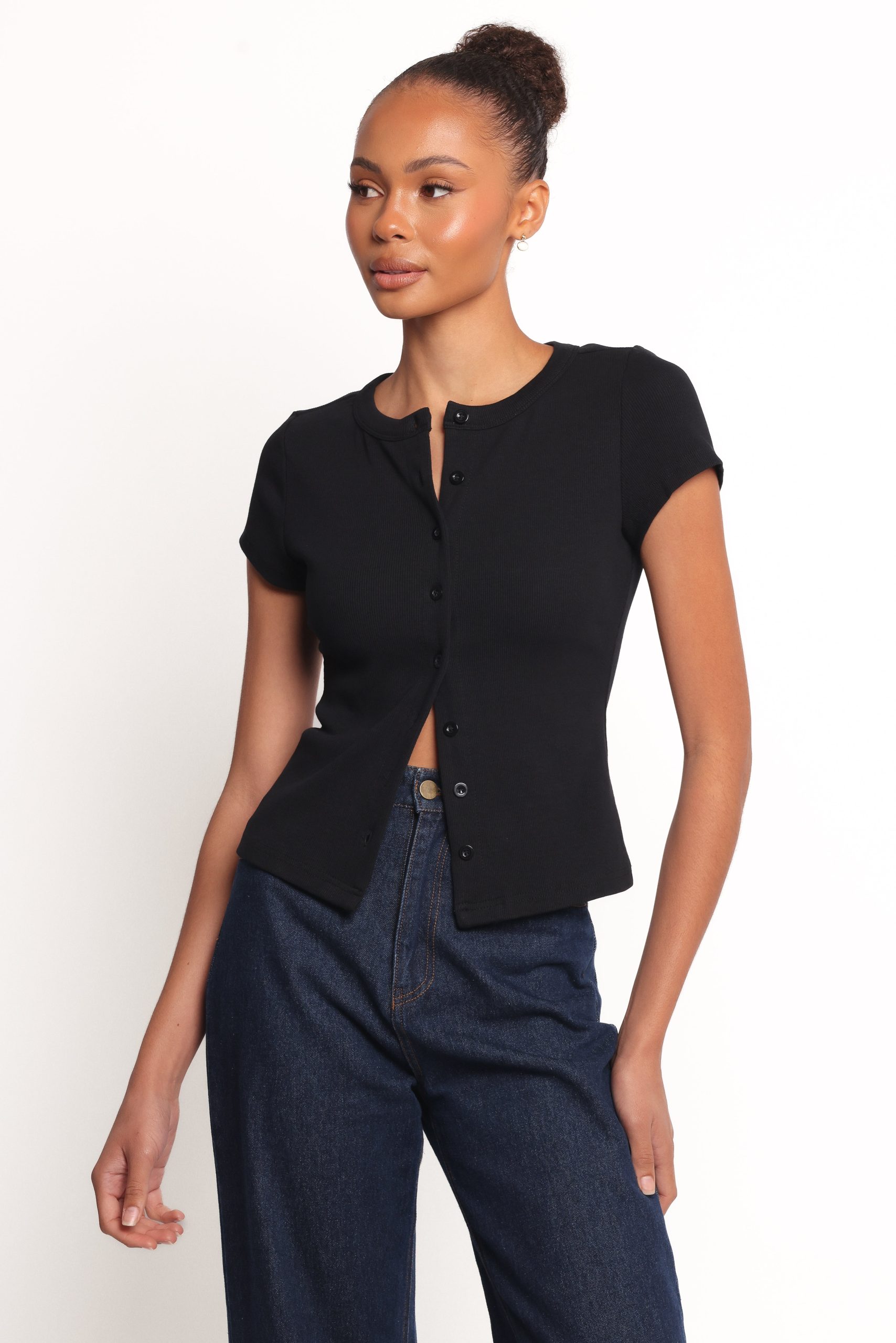 Tylarah Short Sleeve Cardigan Top - Black - Image 3