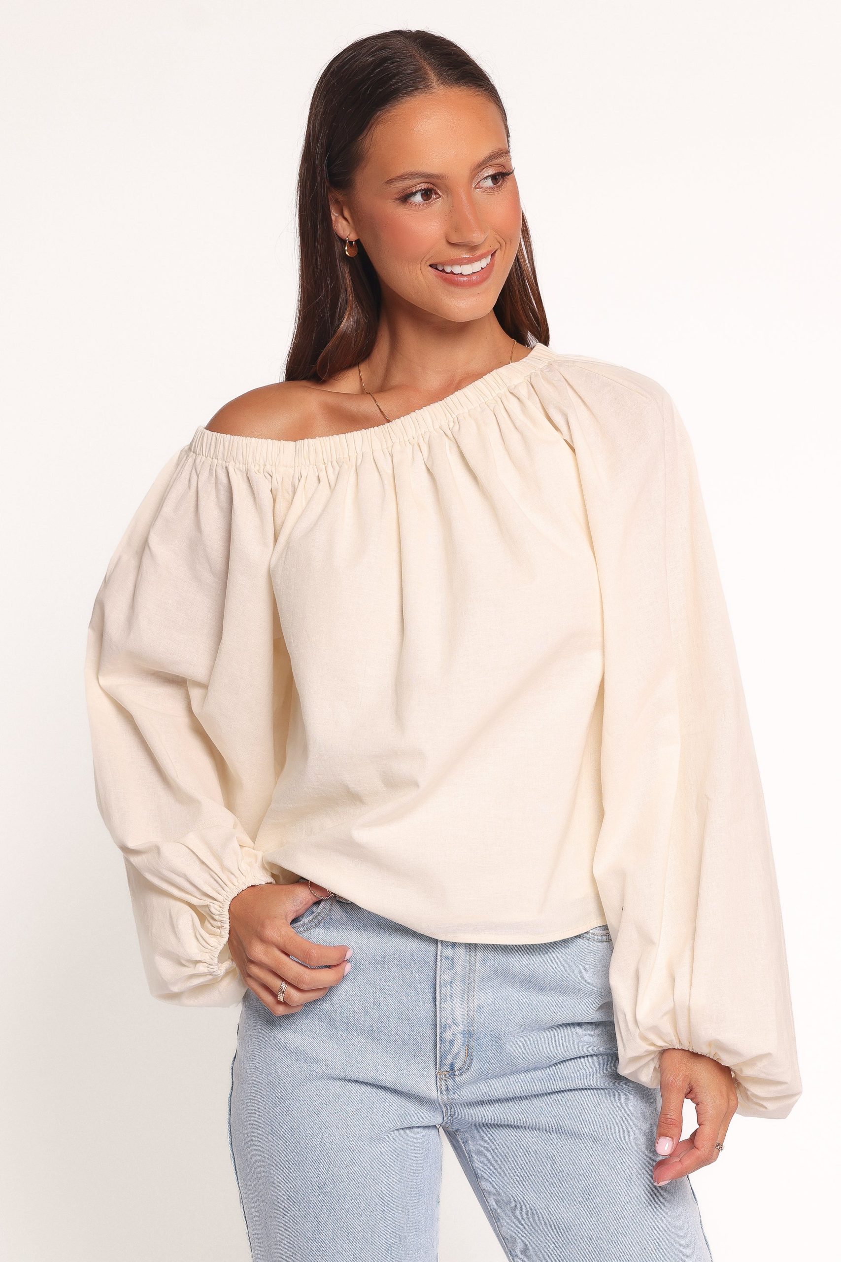 Zion Off Shoulder Long Sleeve Top - Ivory - Image 2